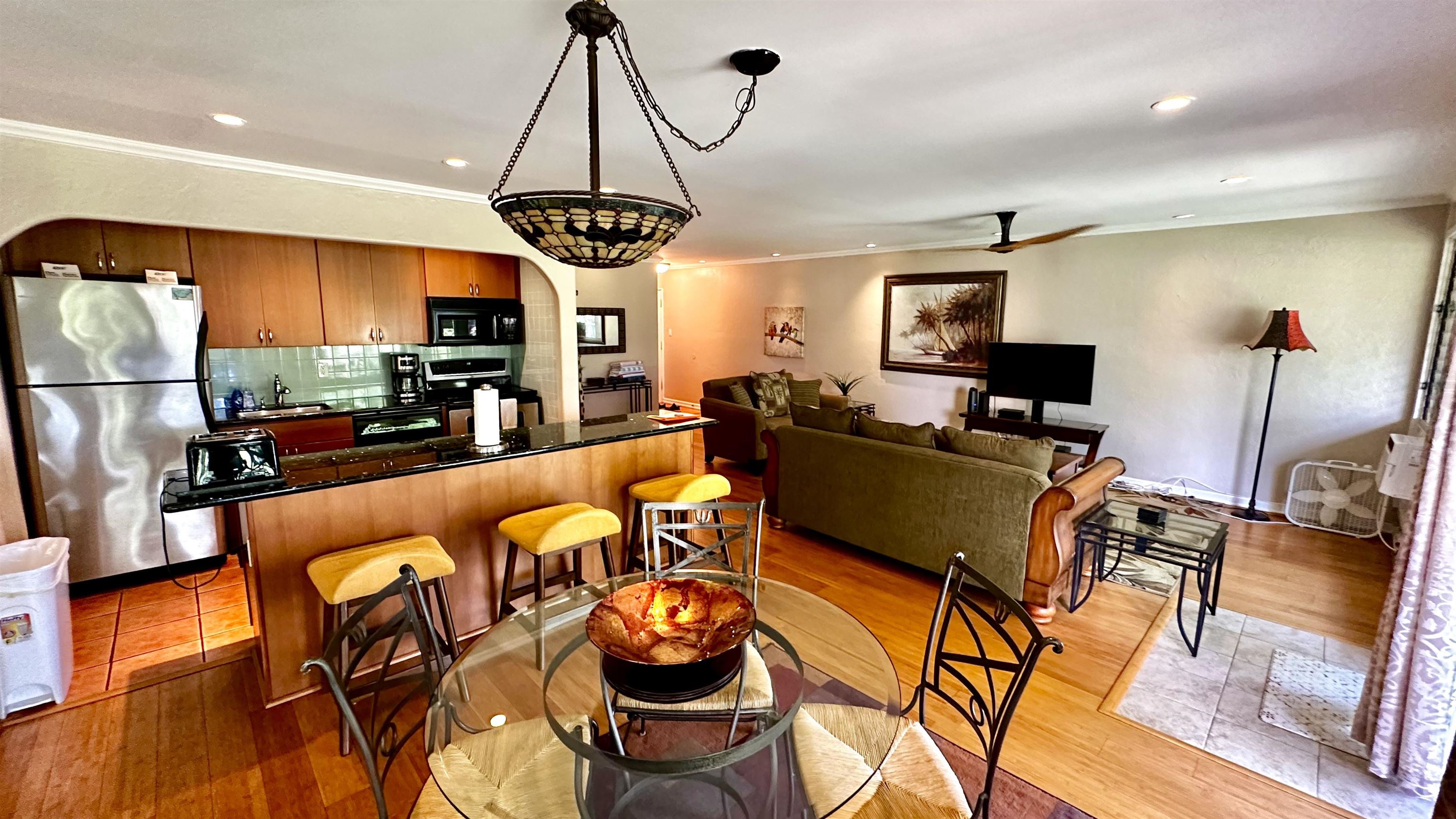 3559 Lower Honoapiilani Rd Unit: 6G