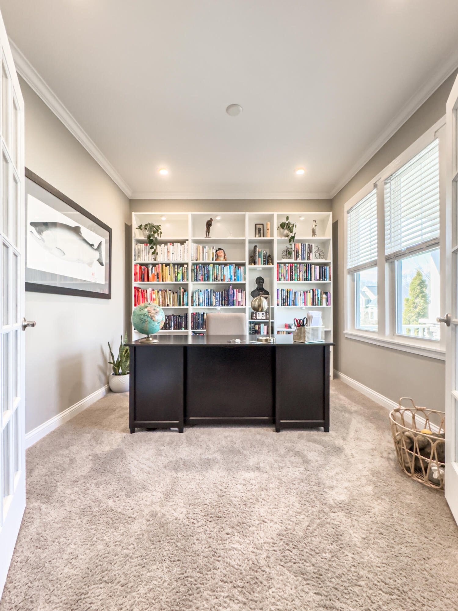 5069 Loch Drive