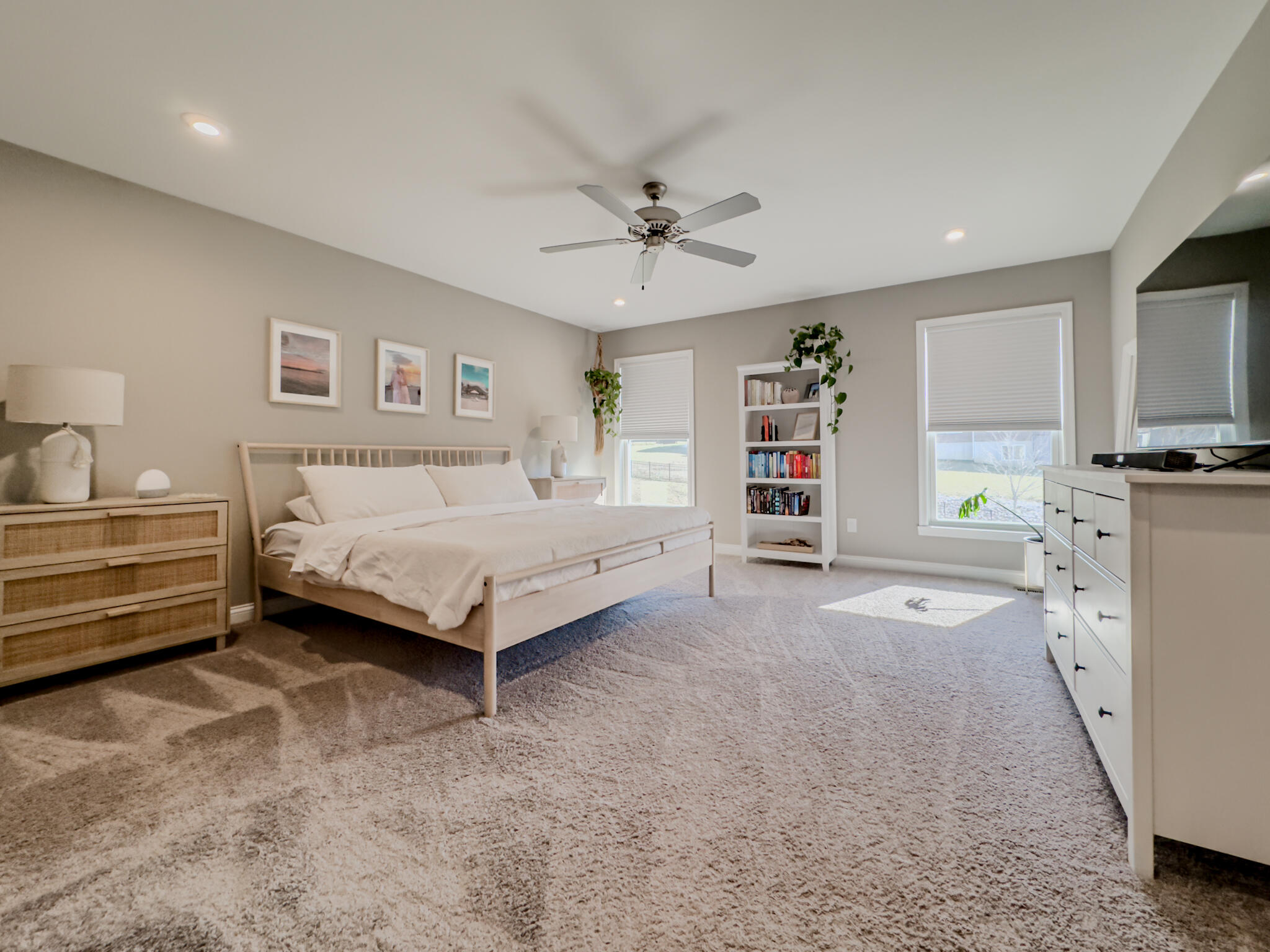 5069 Loch Drive