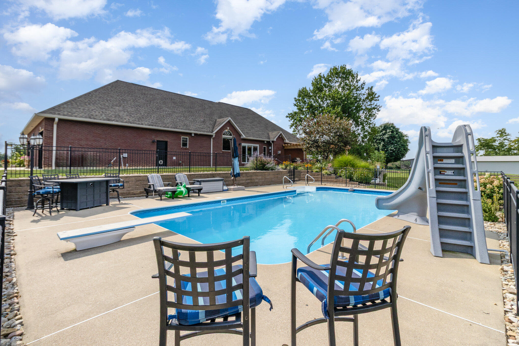 16145 Lebanon Crittenden Road