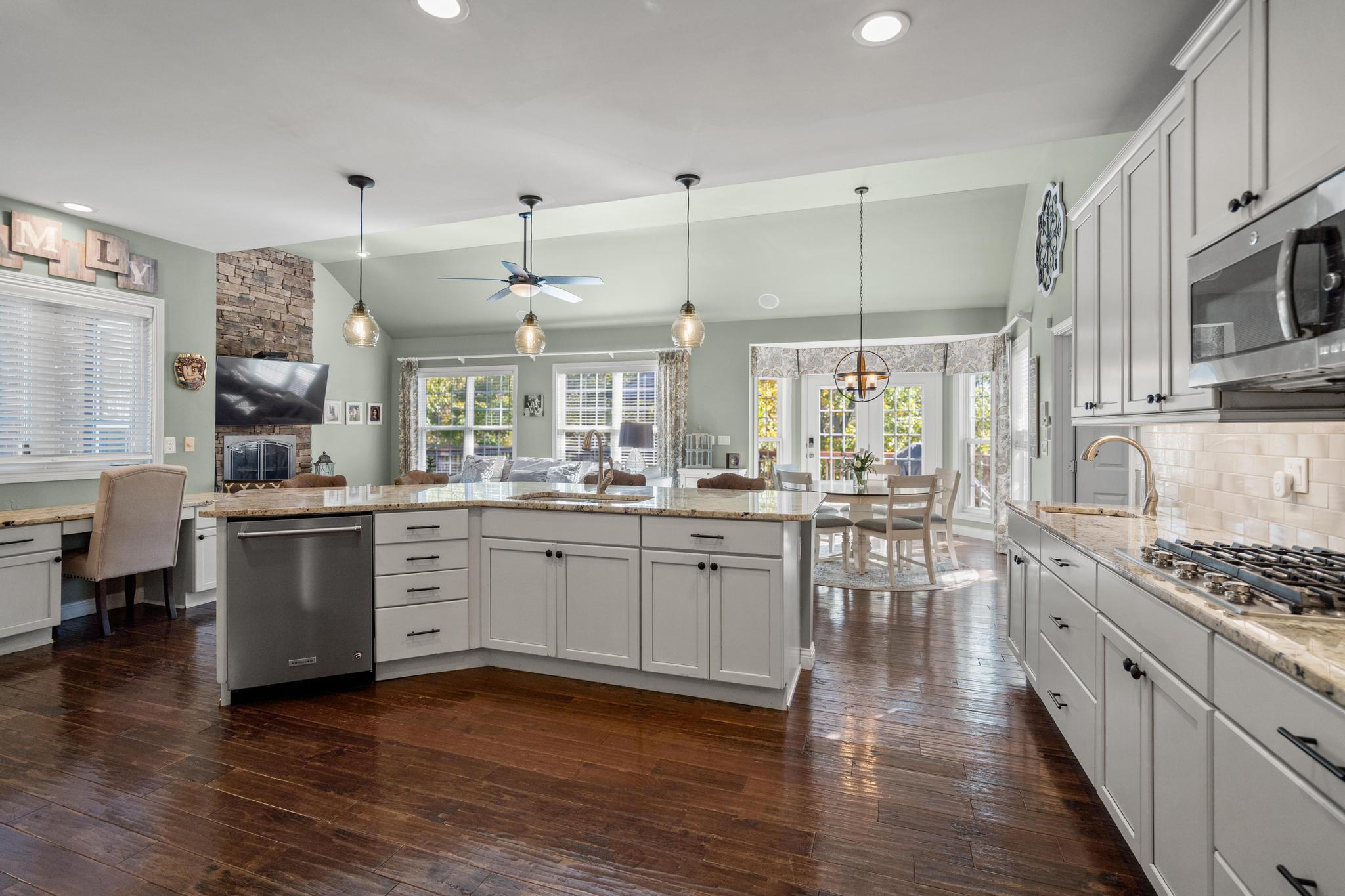 1727 Coachtrail Drive