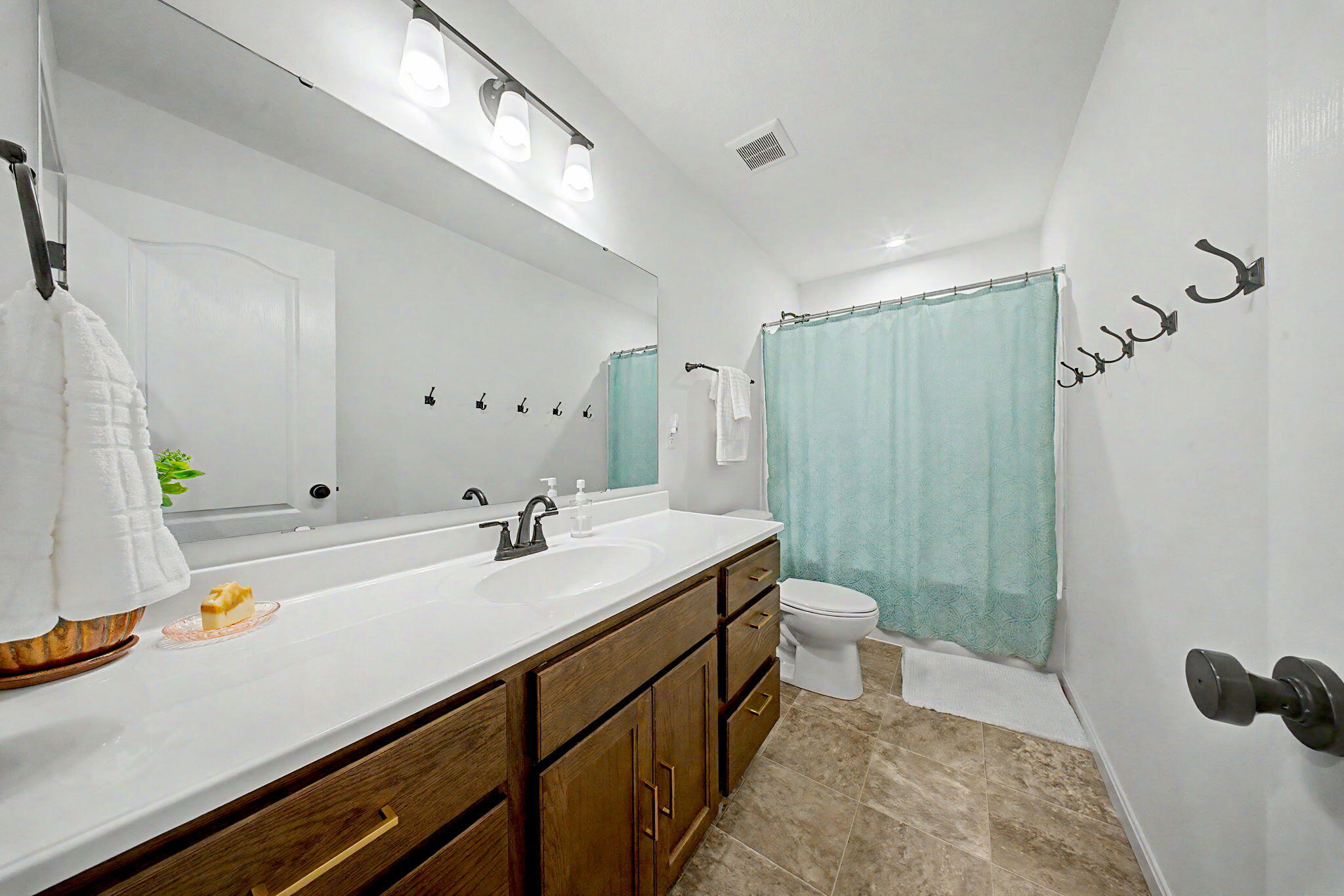 1311 Meadowcrest Circle