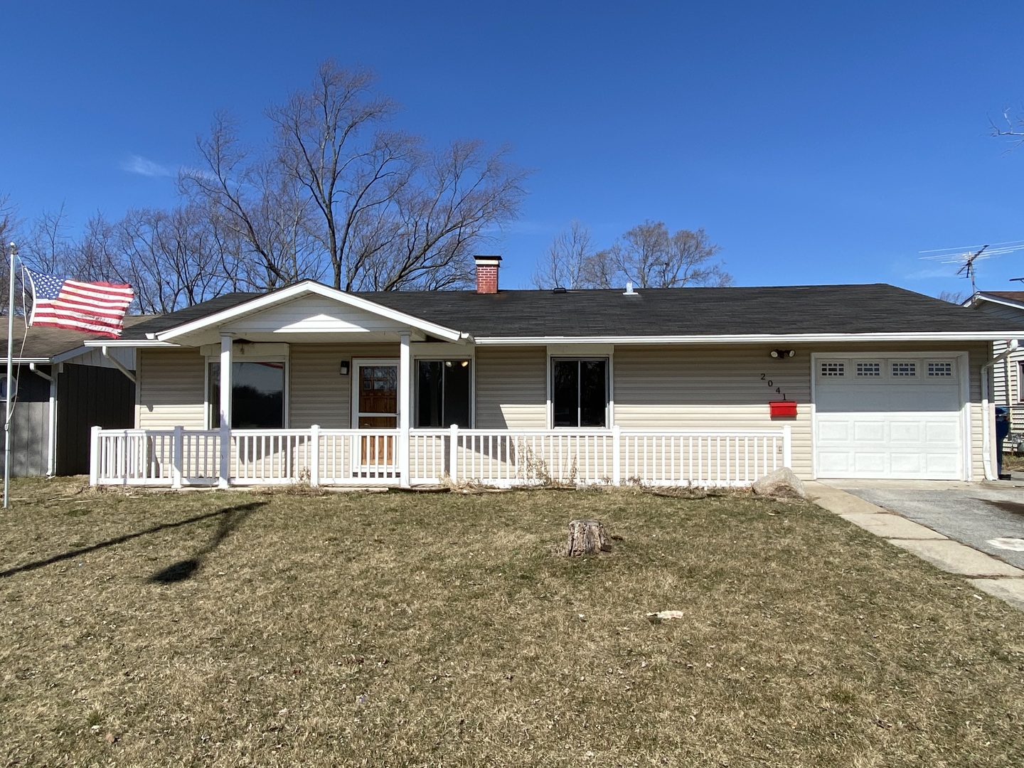 2041 E Sauk Trail