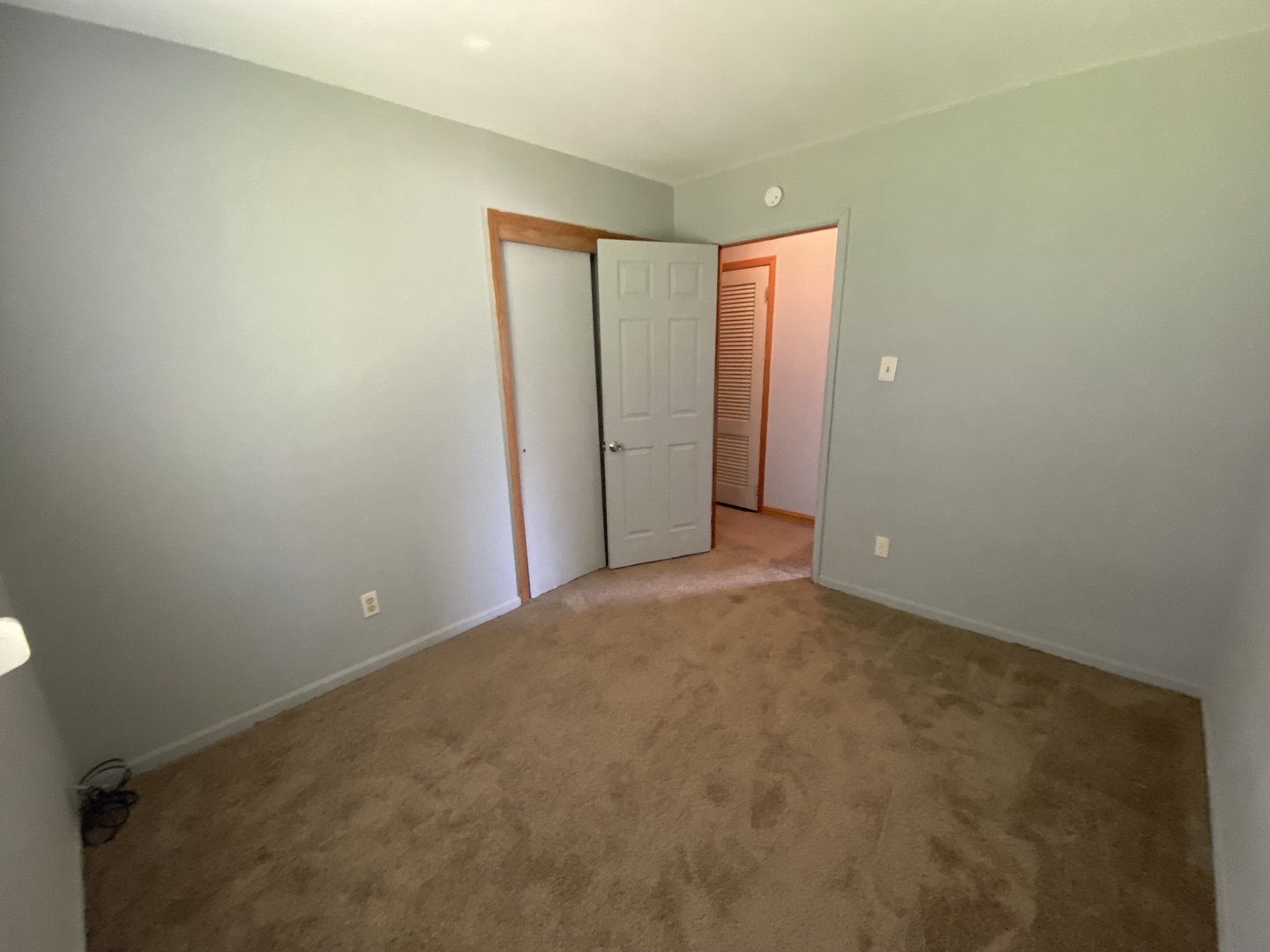 2041 E Sauk Trail