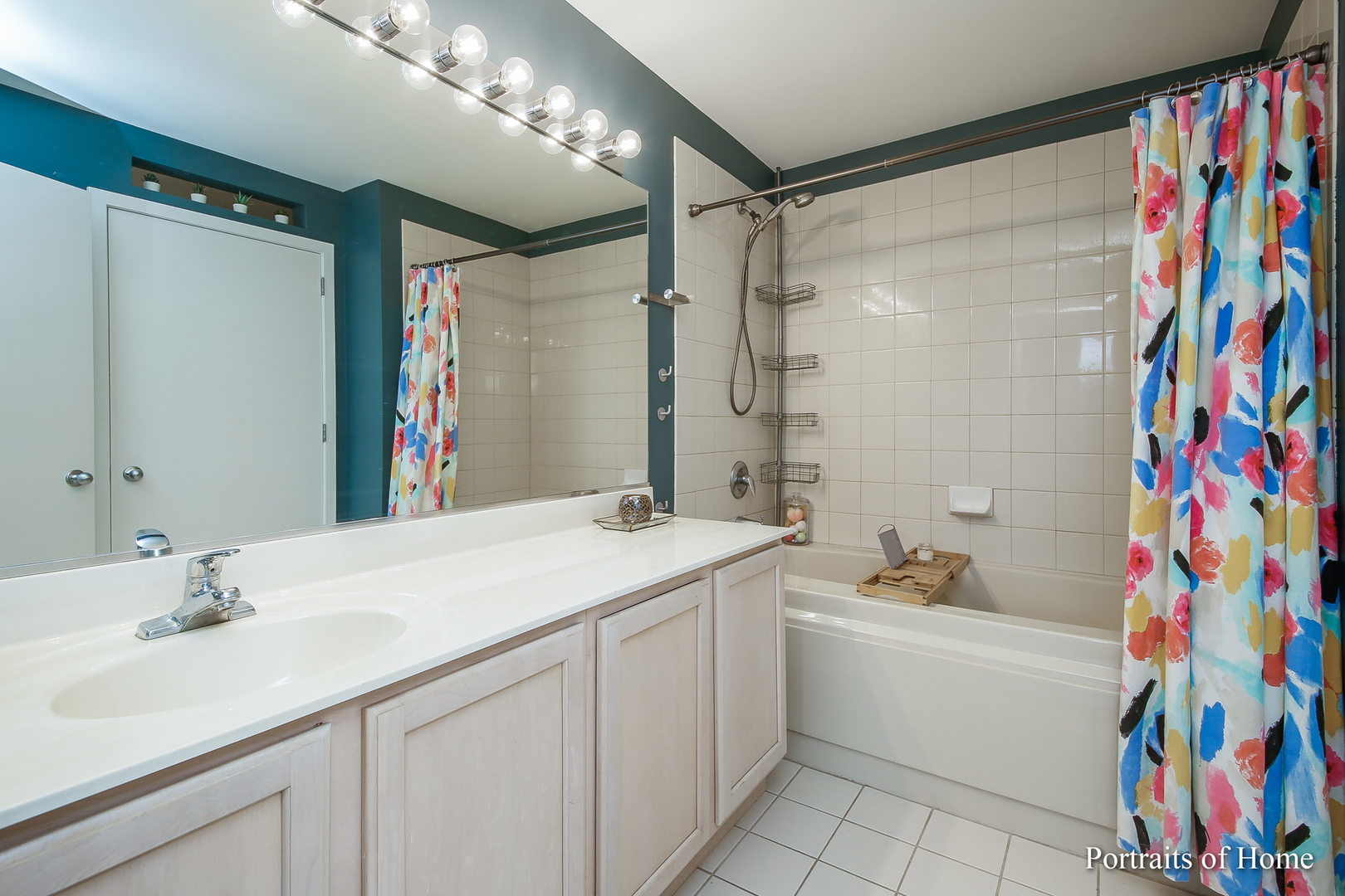 5200 S ELLIS Avenue Unit: 411N