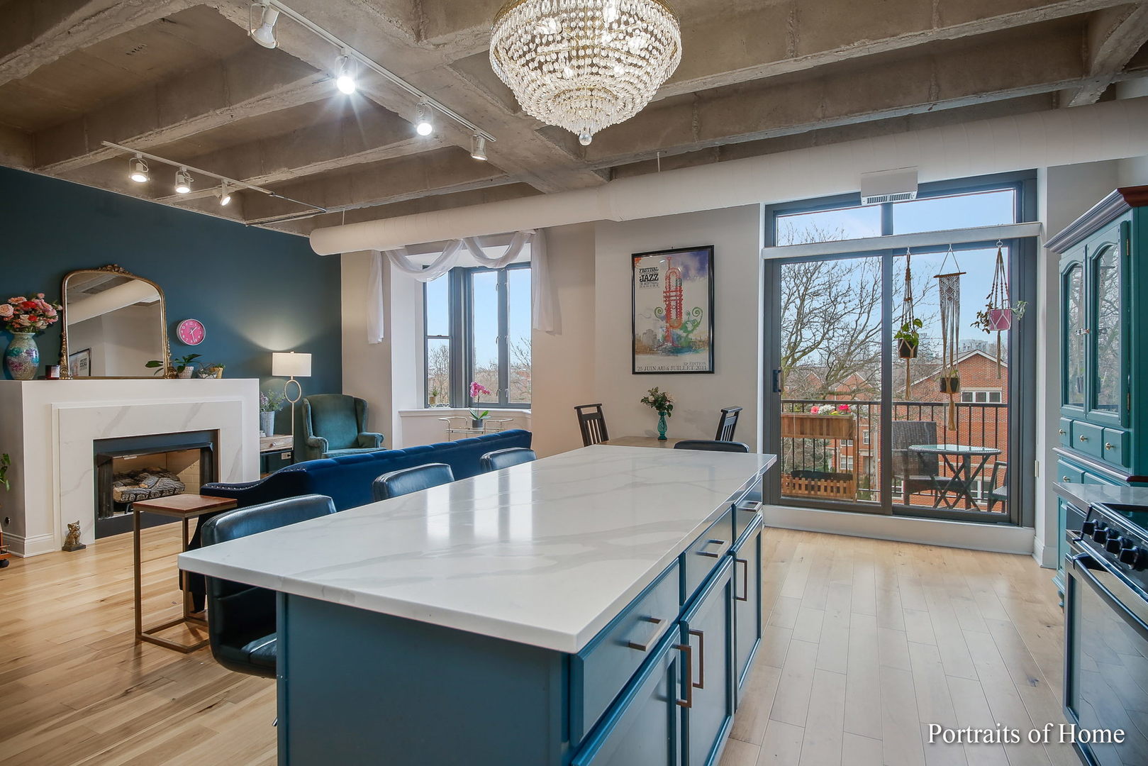 5200 S ELLIS Avenue Unit: 411N