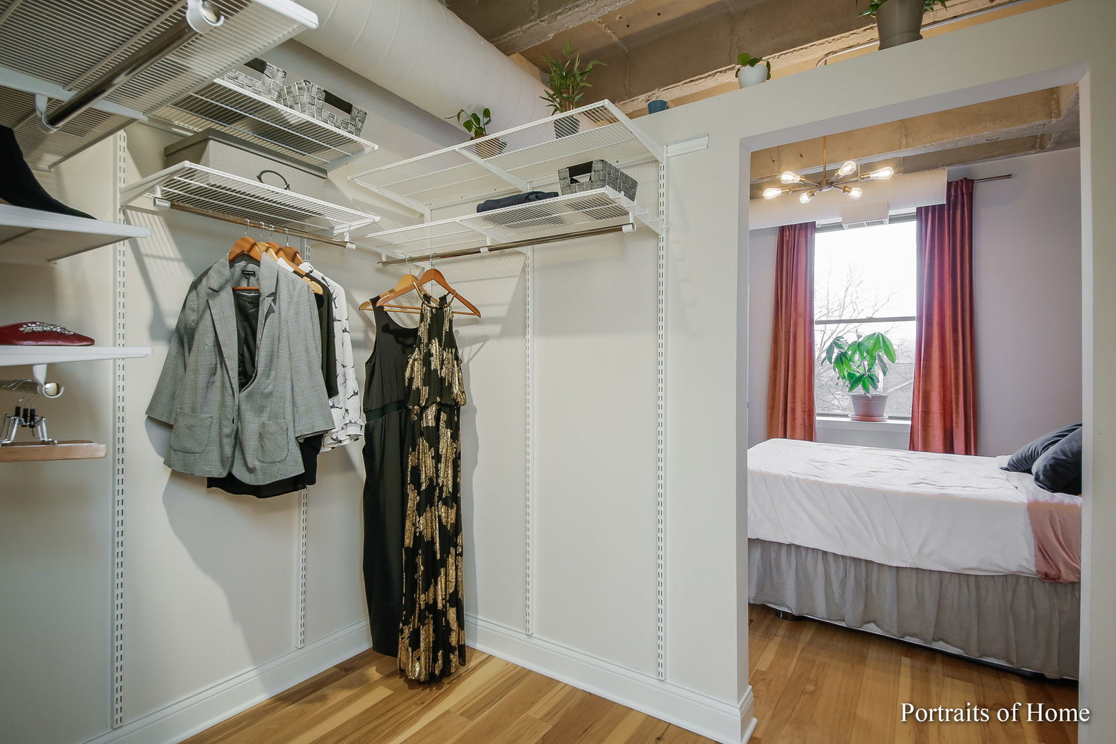 5200 S ELLIS Avenue Unit: 411N