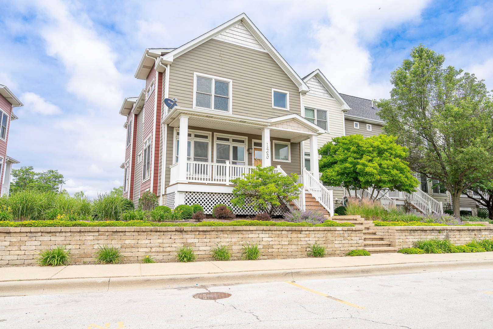 1420 Broadway Street Unit: 1420