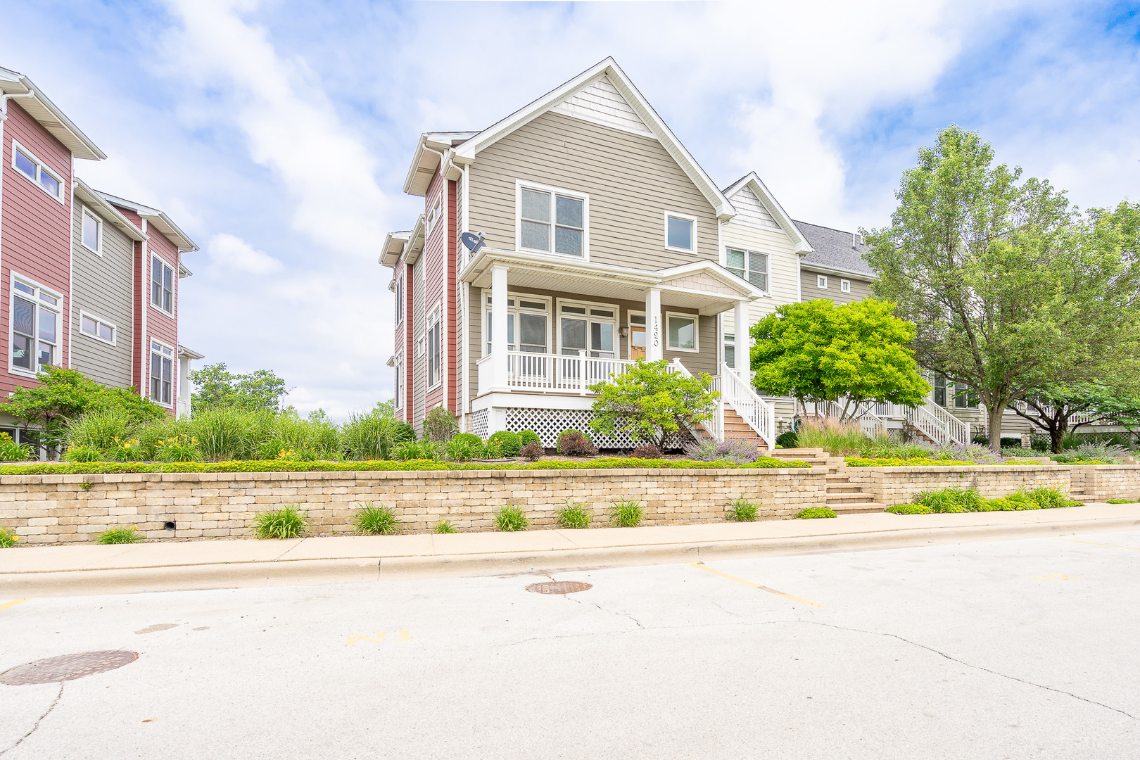 1420 Broadway Street Unit: 1420