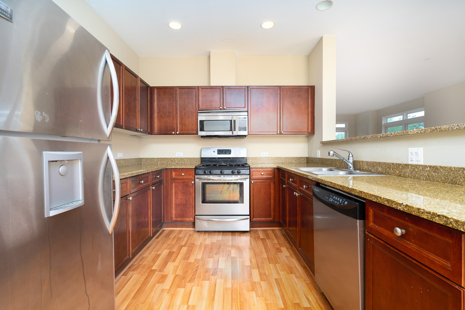 1420 Broadway Street Unit: 1420