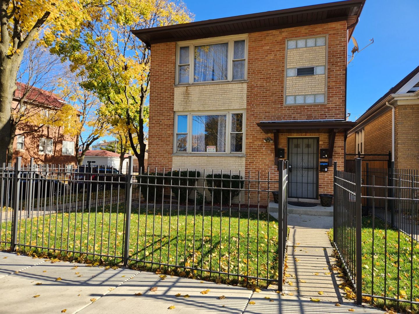 7201 S Fairfield Avenue Unit: 1