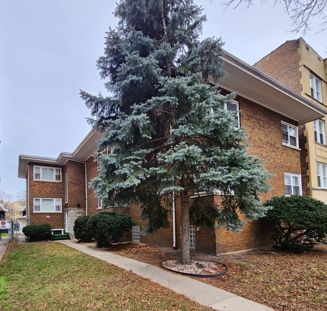 8311 S Drexel Avenue Unit: 2R