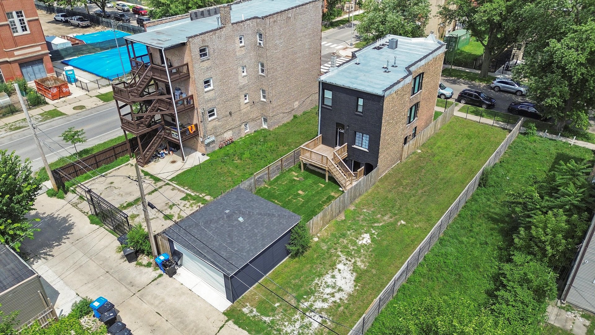 6604 S Langley Avenue