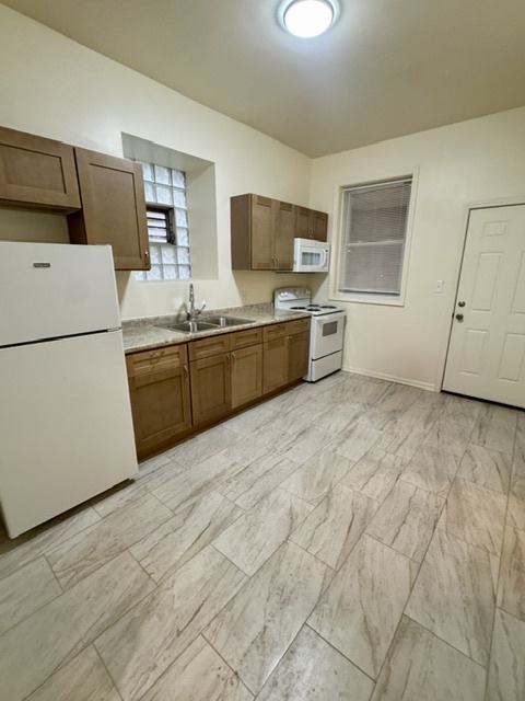 6212 S Bishop Street Unit: 1
