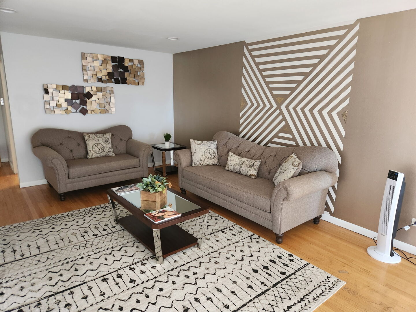 368 Luella Avenue Unit: 2