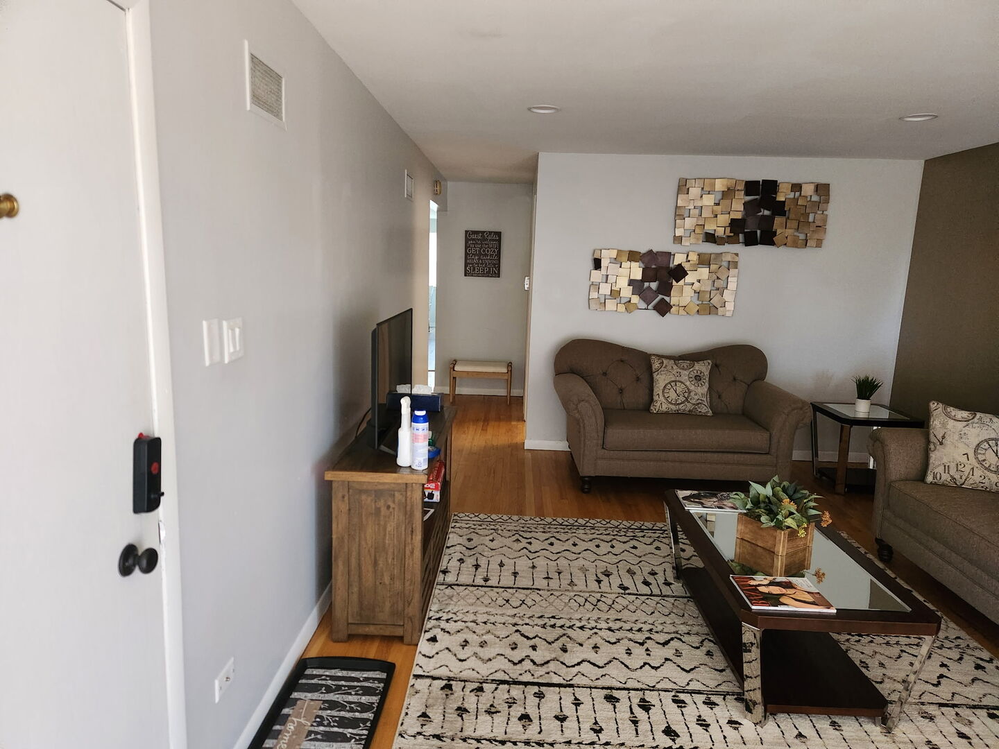 368 Luella Avenue Unit: 2