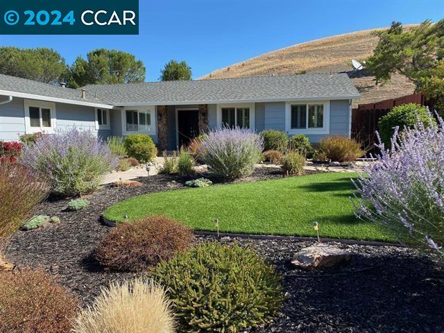 151 Regency Dr
