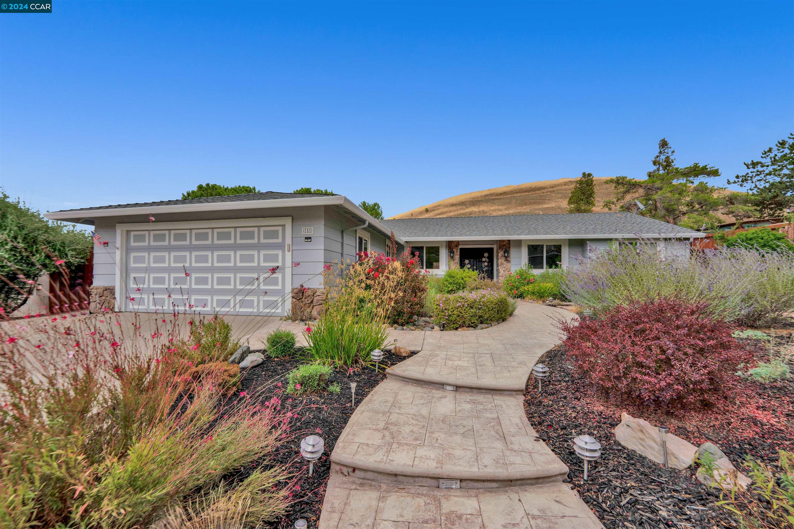 151 Regency Dr