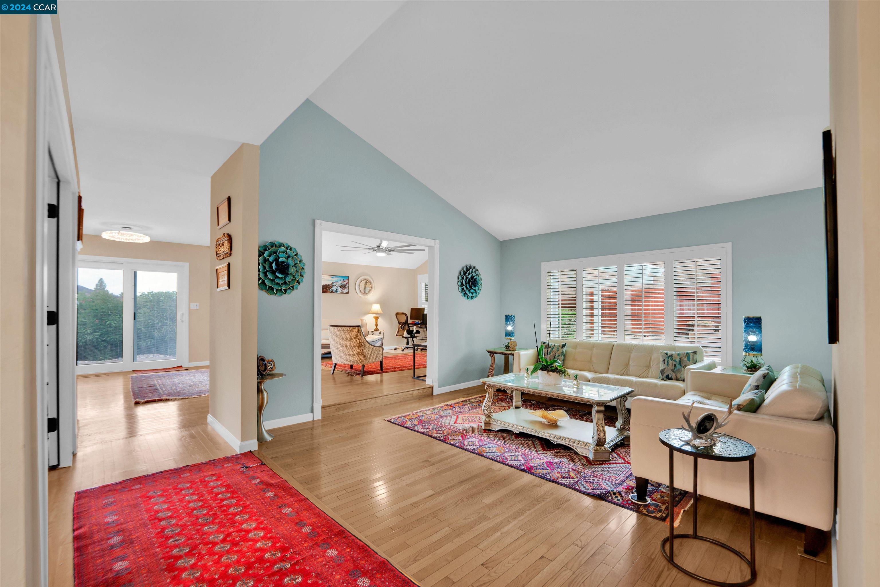151 Regency Dr