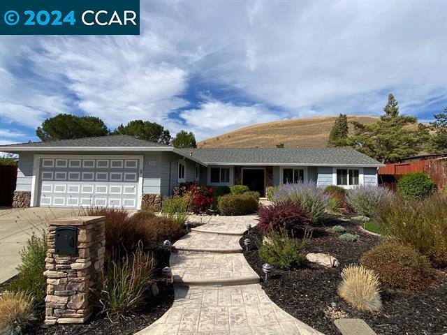 151 Regency Dr