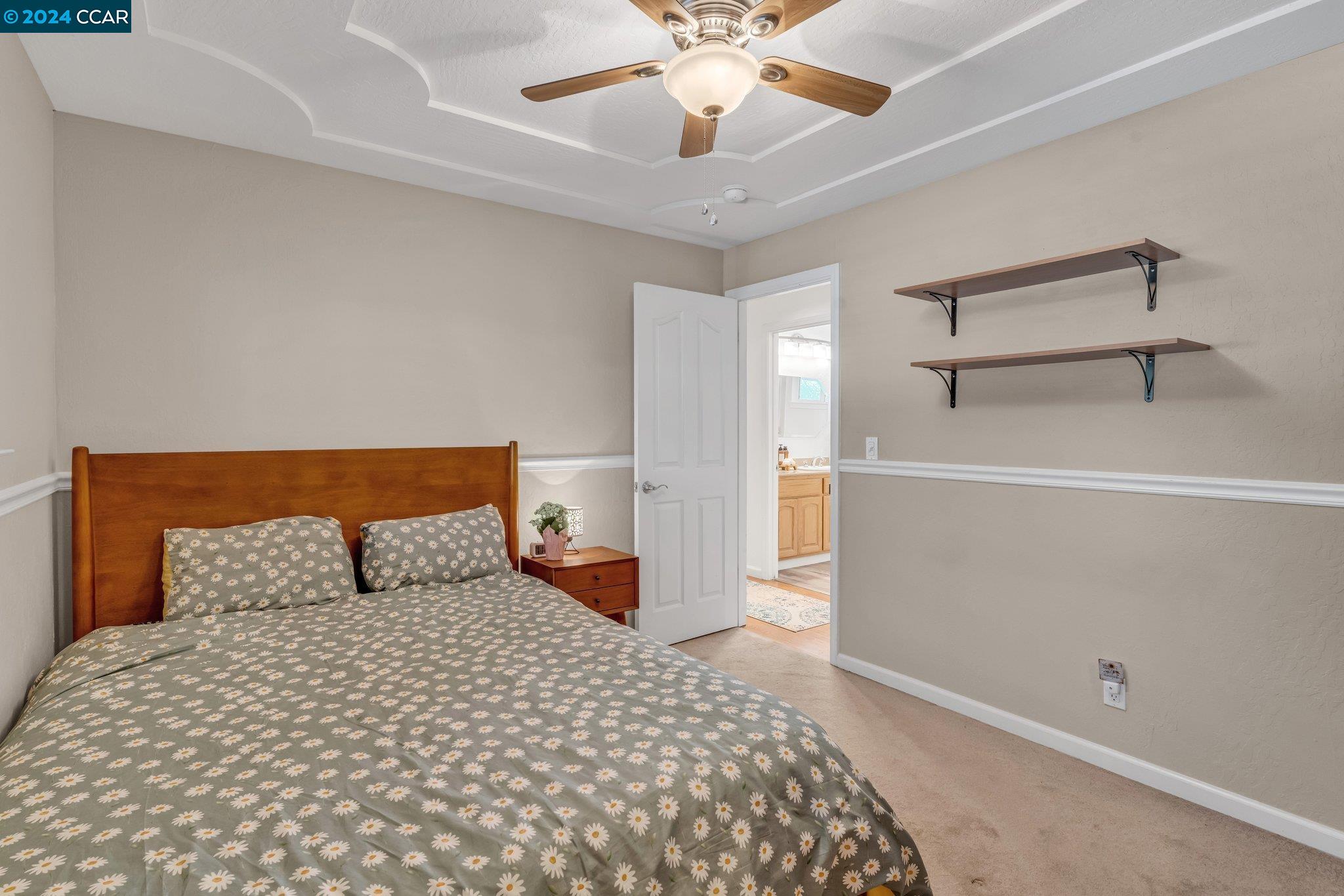 100 Fleetwood Dr
