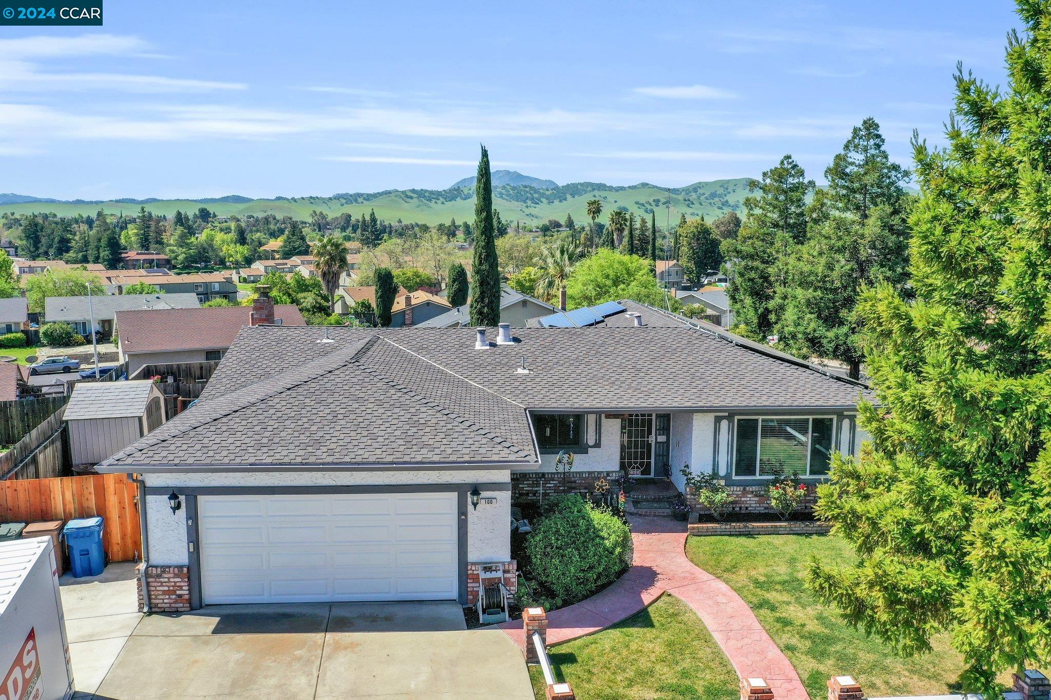 100 Fleetwood Dr
