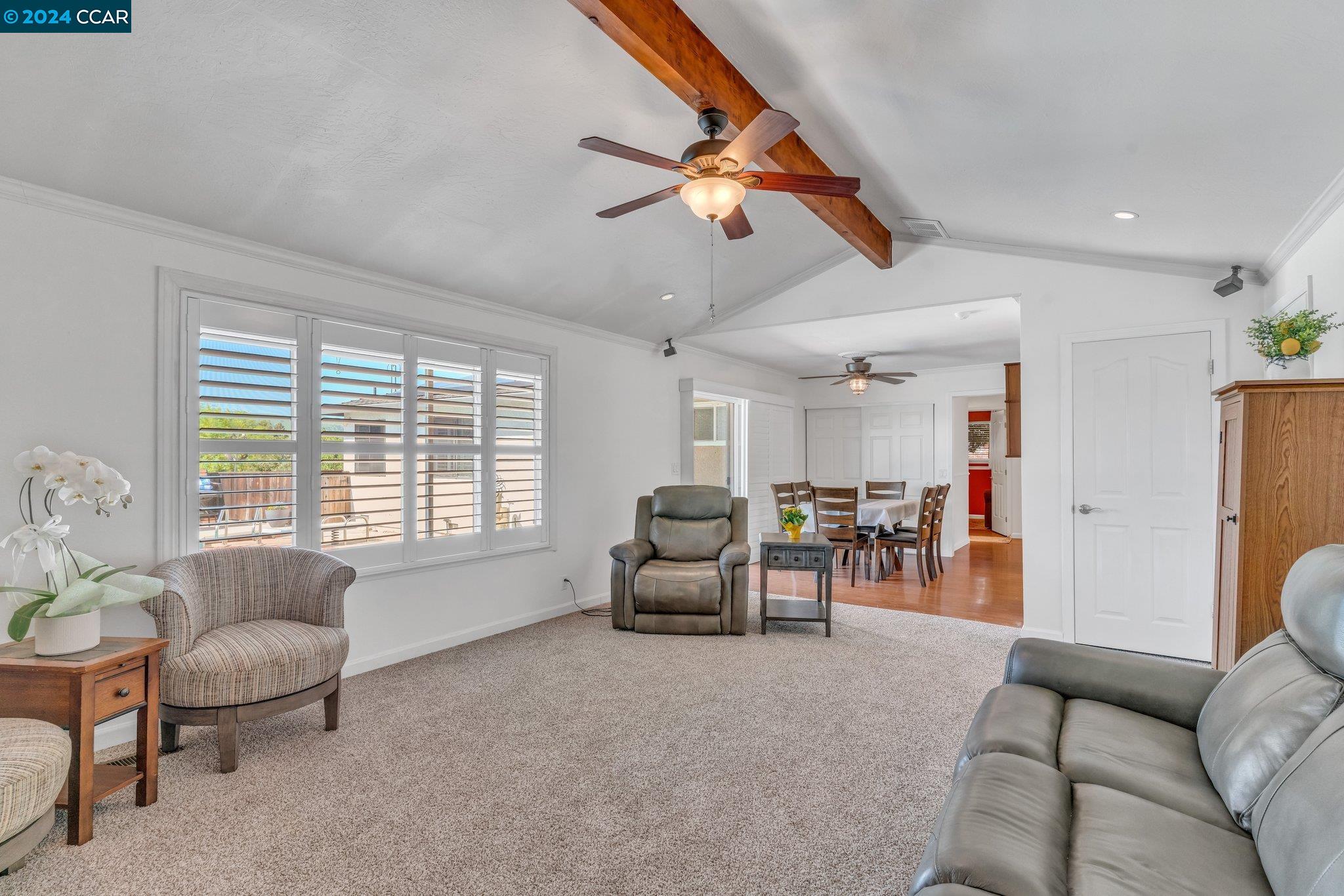 100 Fleetwood Dr