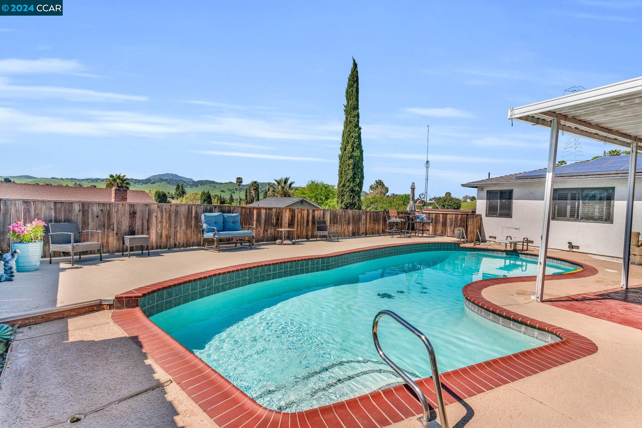 100 Fleetwood Dr