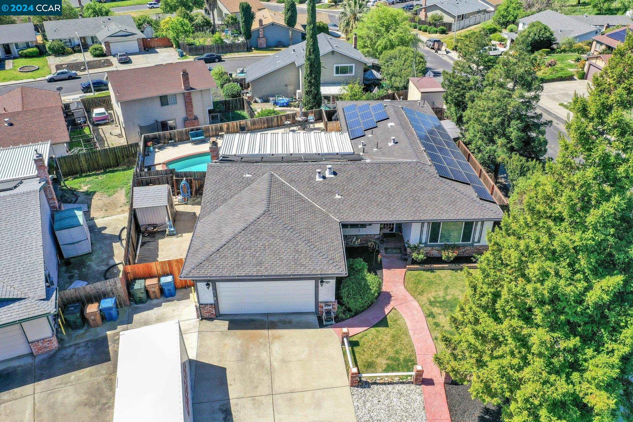 100 Fleetwood Dr
