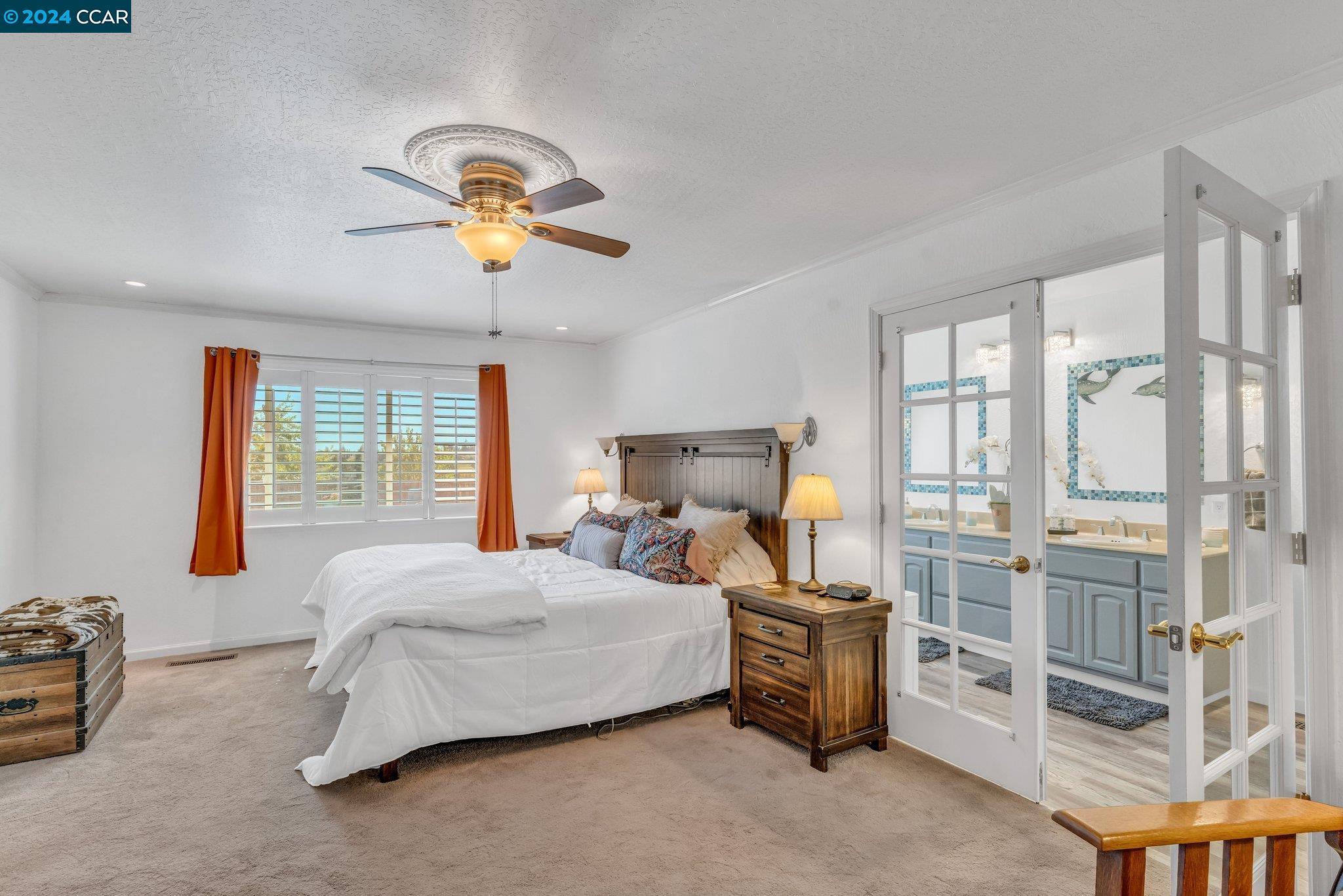 100 Fleetwood Dr