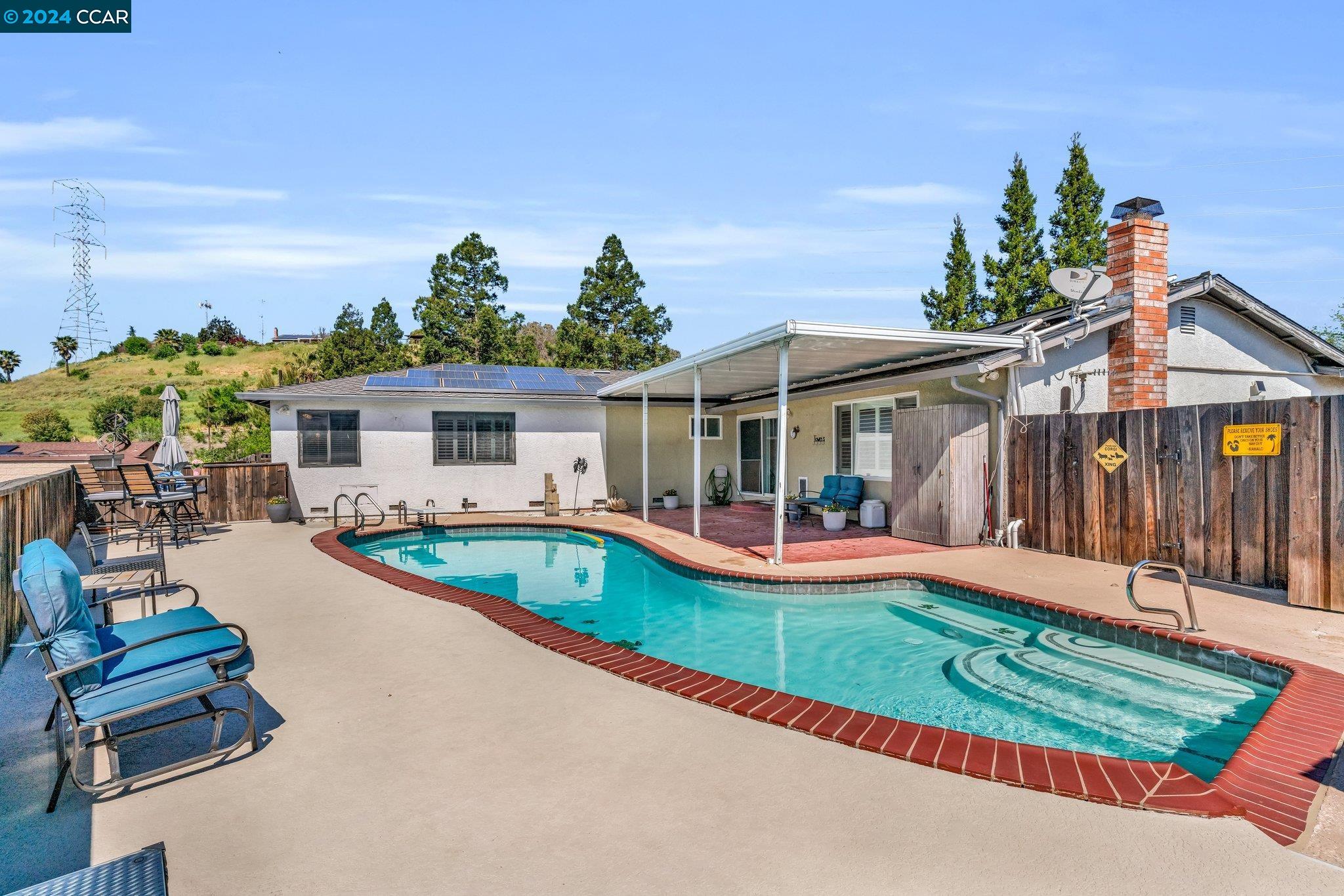 100 Fleetwood Dr