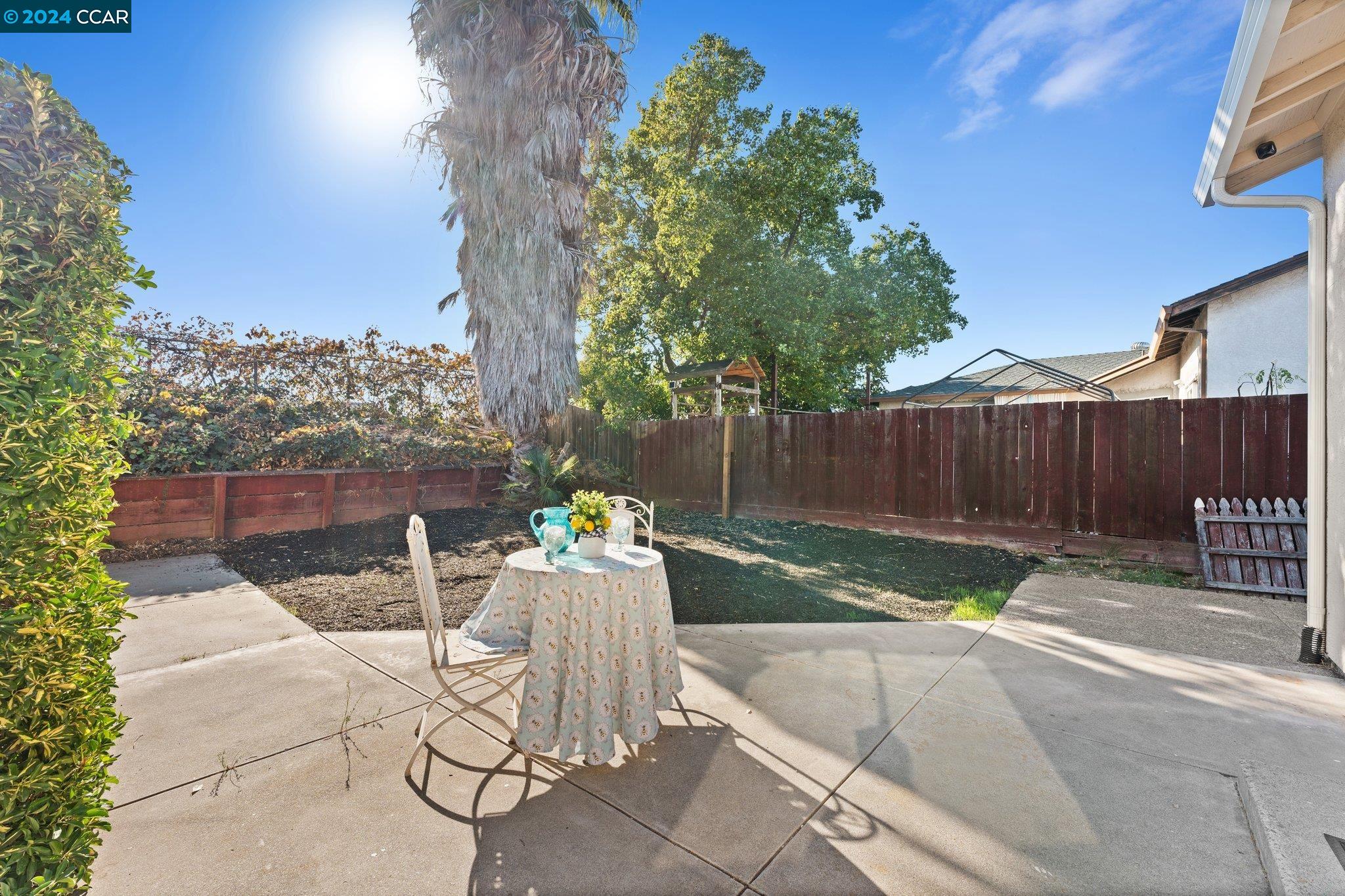 745 Andrea Way
