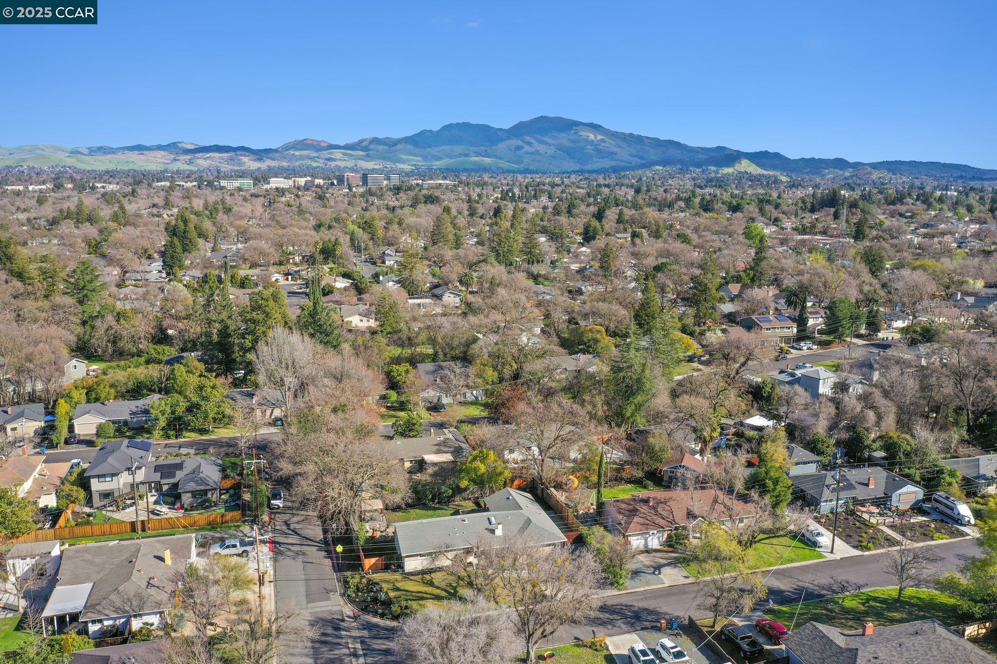 2994 Hillsdale Dr