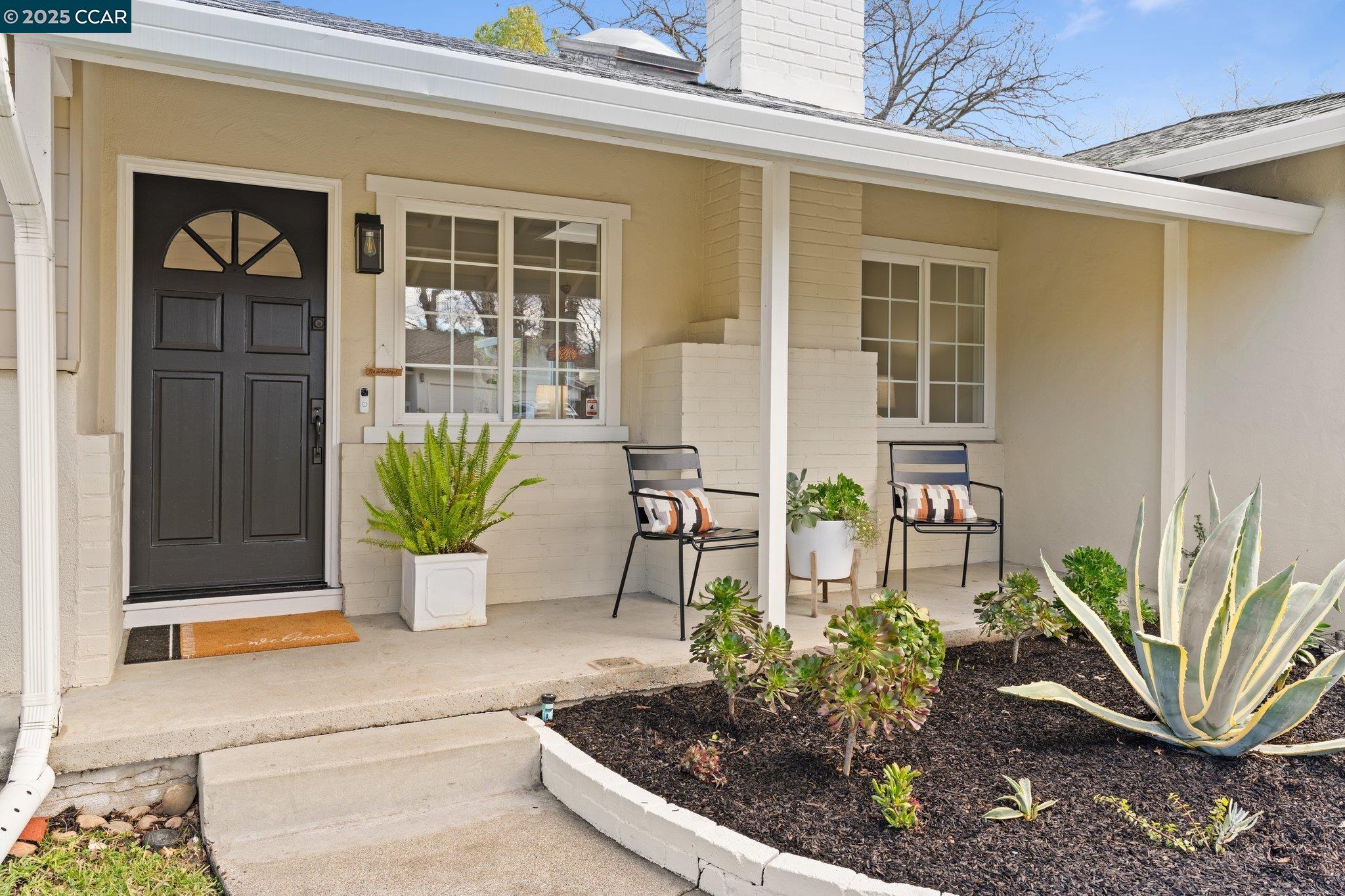 2994 Hillsdale Dr