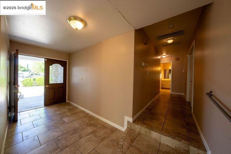 522 Northbrook Ct