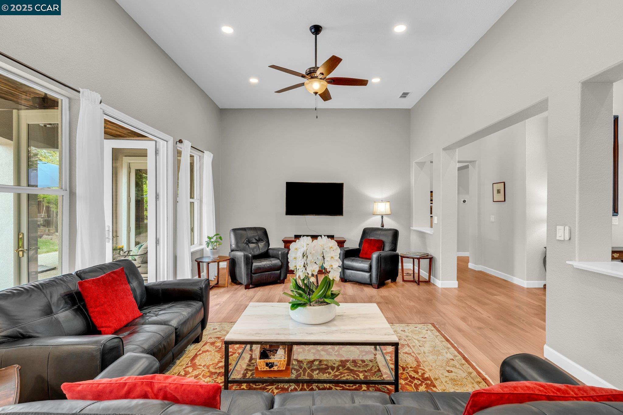 771 Begonia Dr