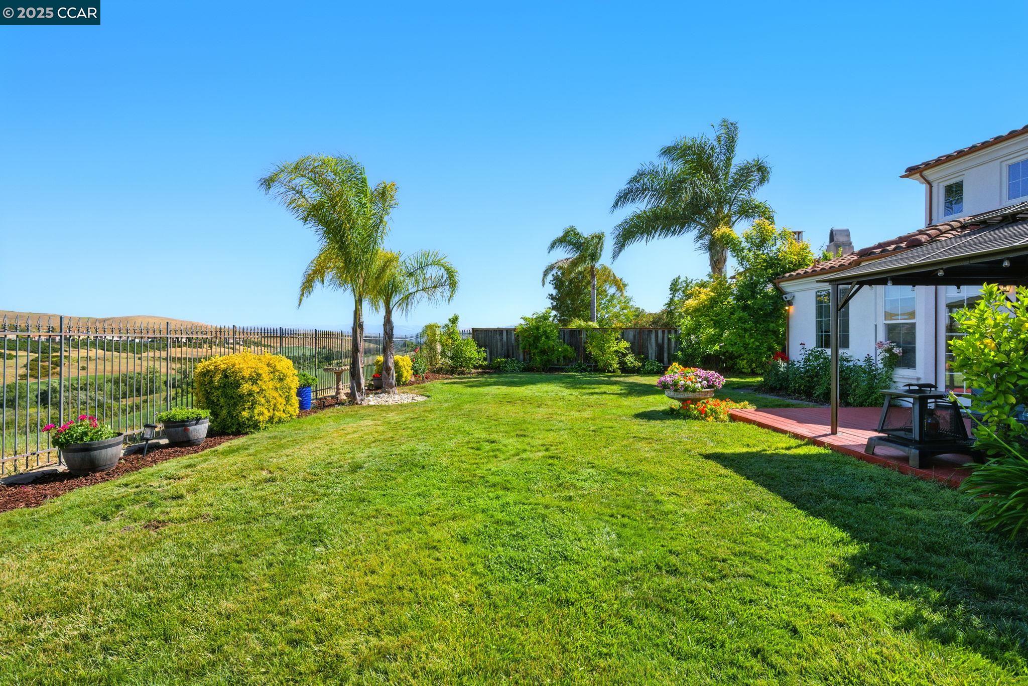 416 Ustilago Ct