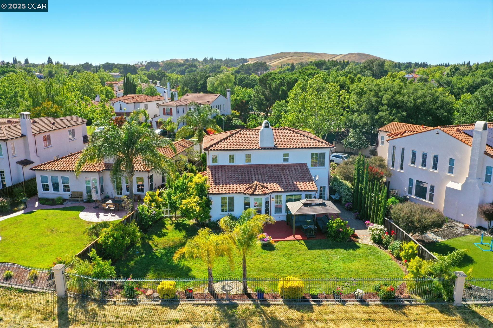 416 Ustilago Ct