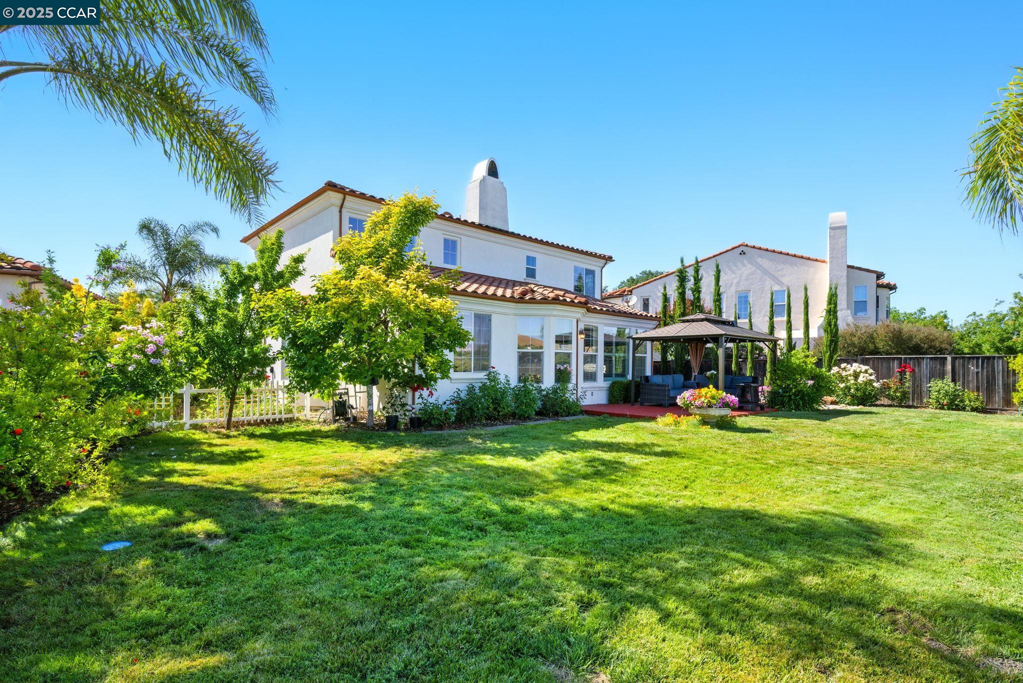 416 Ustilago Ct