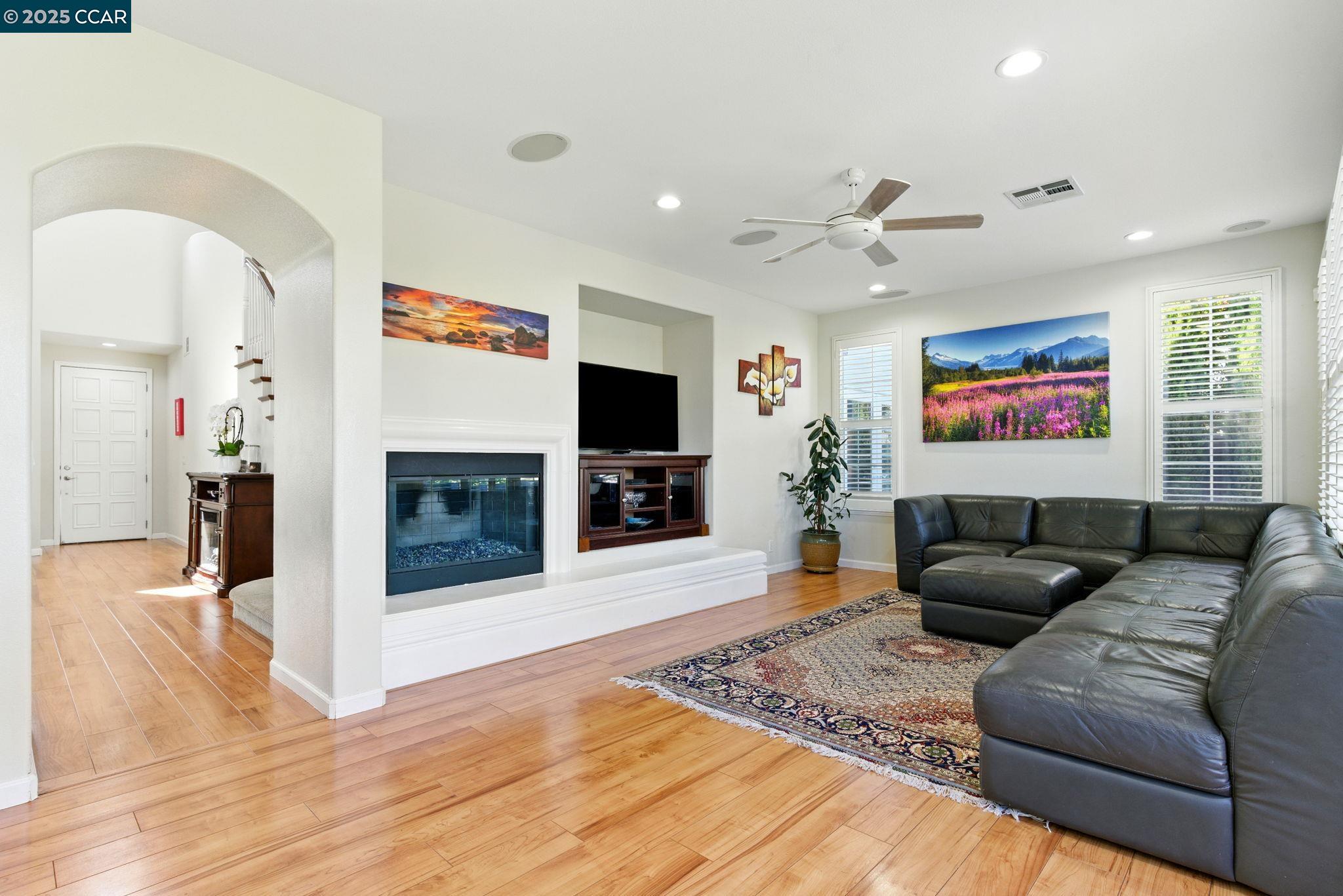 416 Ustilago Ct