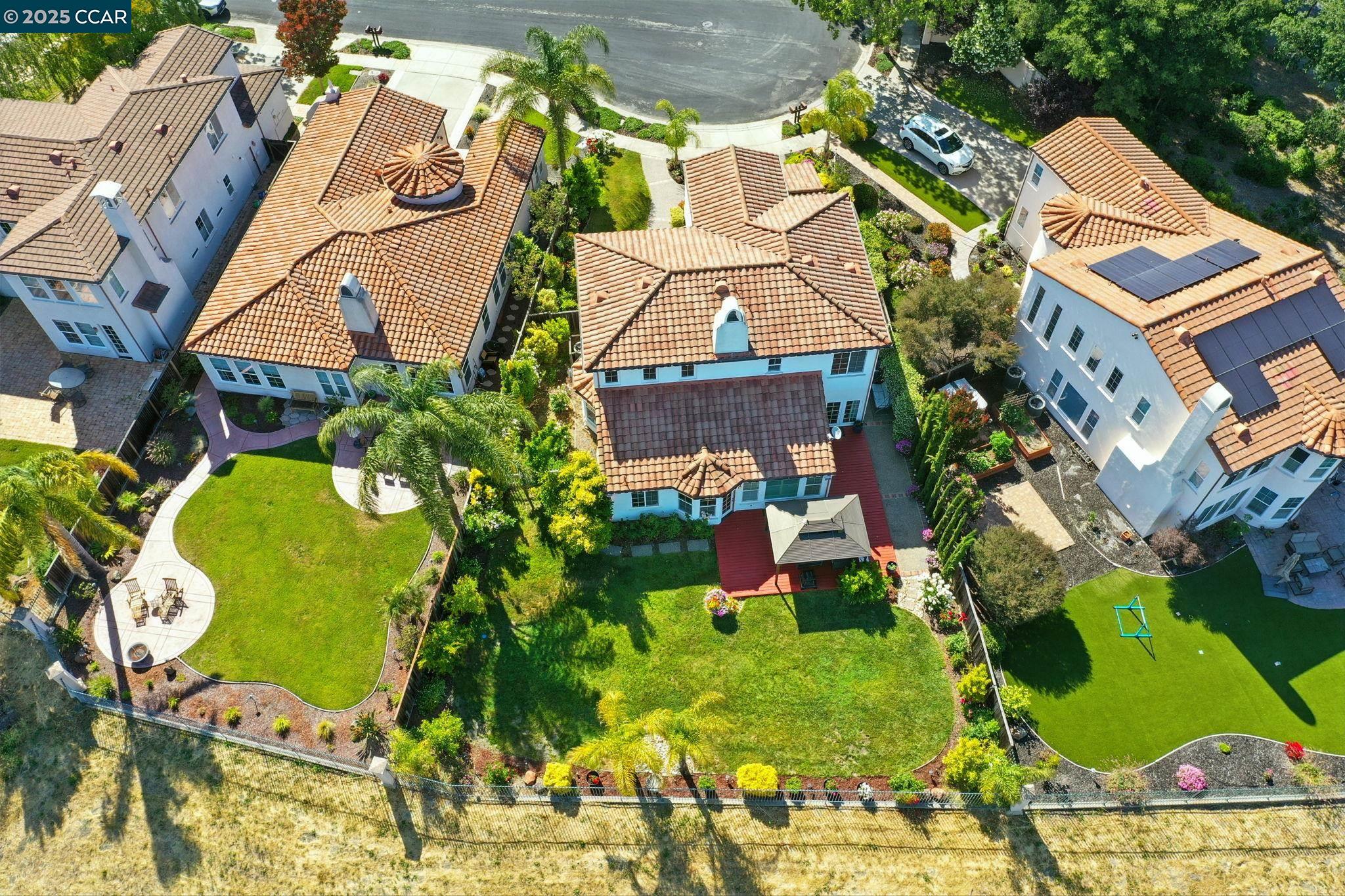 416 Ustilago Ct