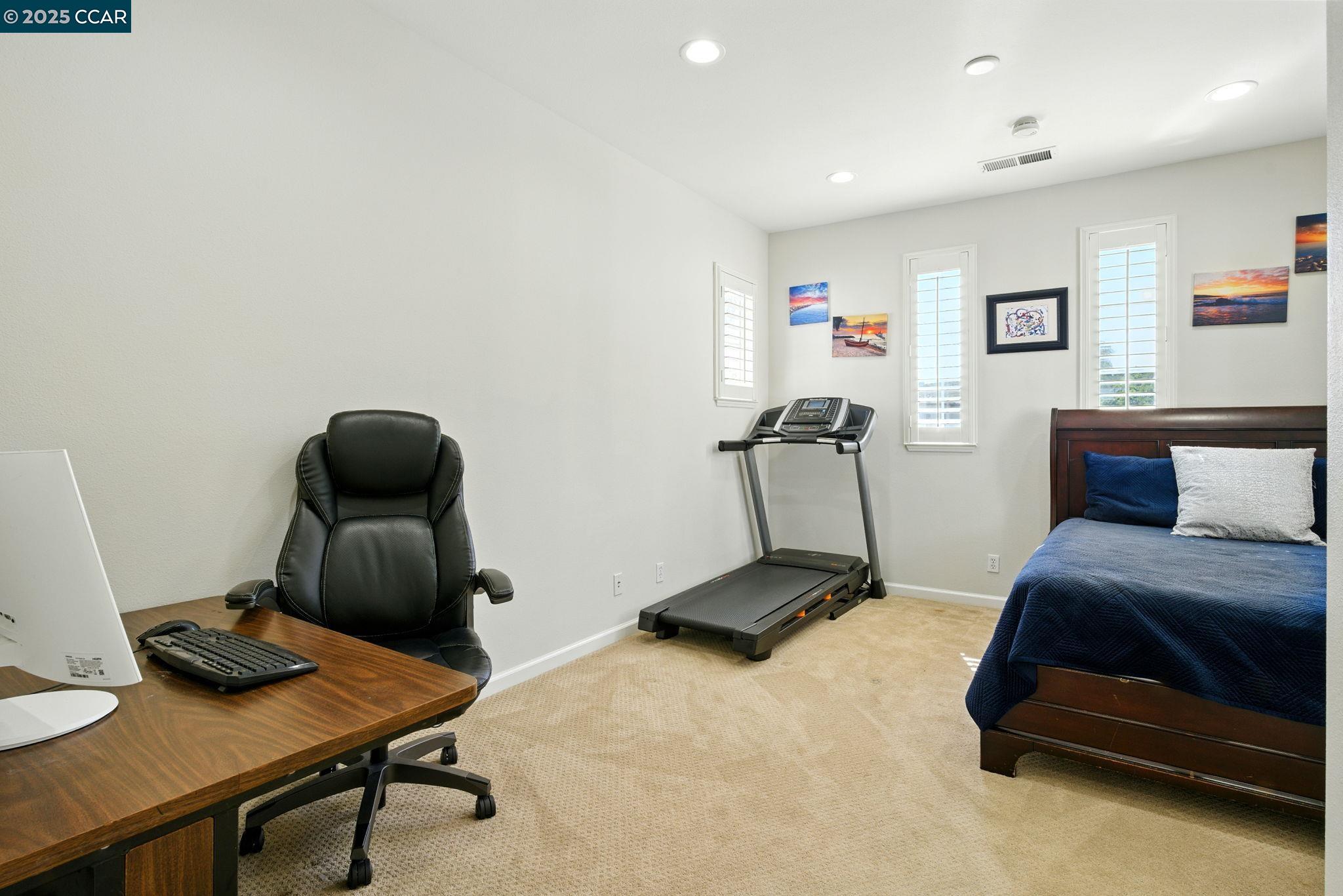 416 Ustilago Ct