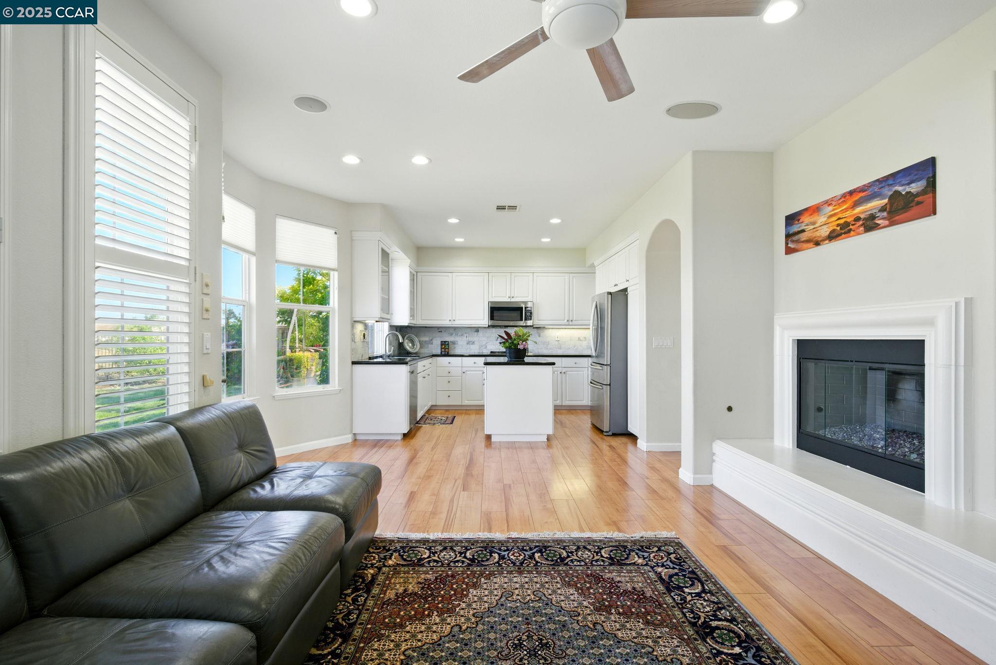 416 Ustilago Ct