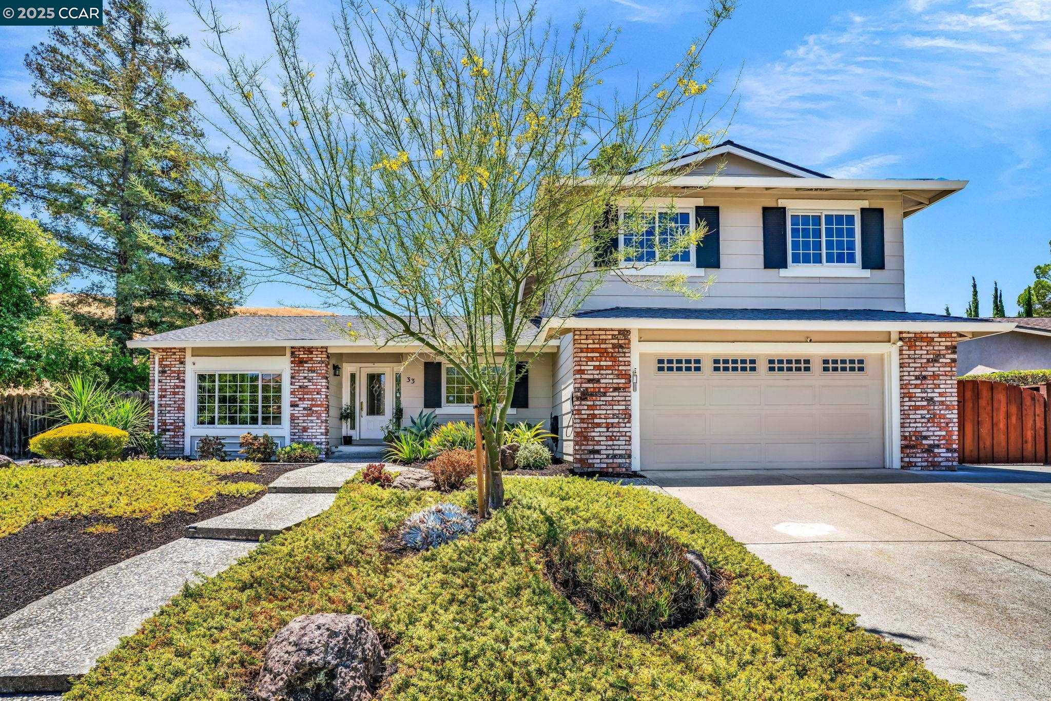 33 El Molino Dr