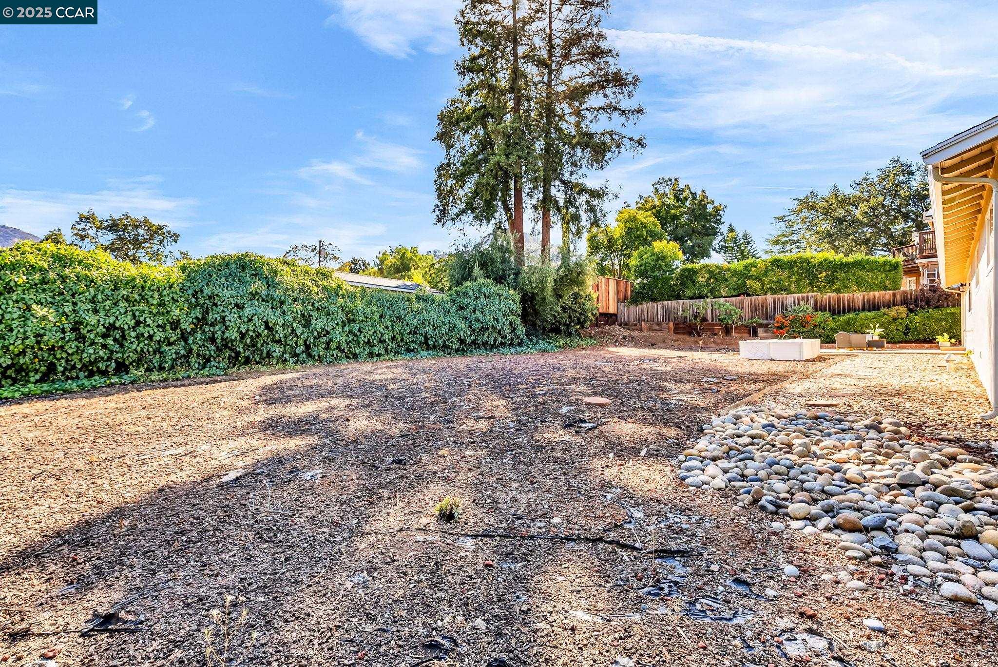 5872 Herriman Dr