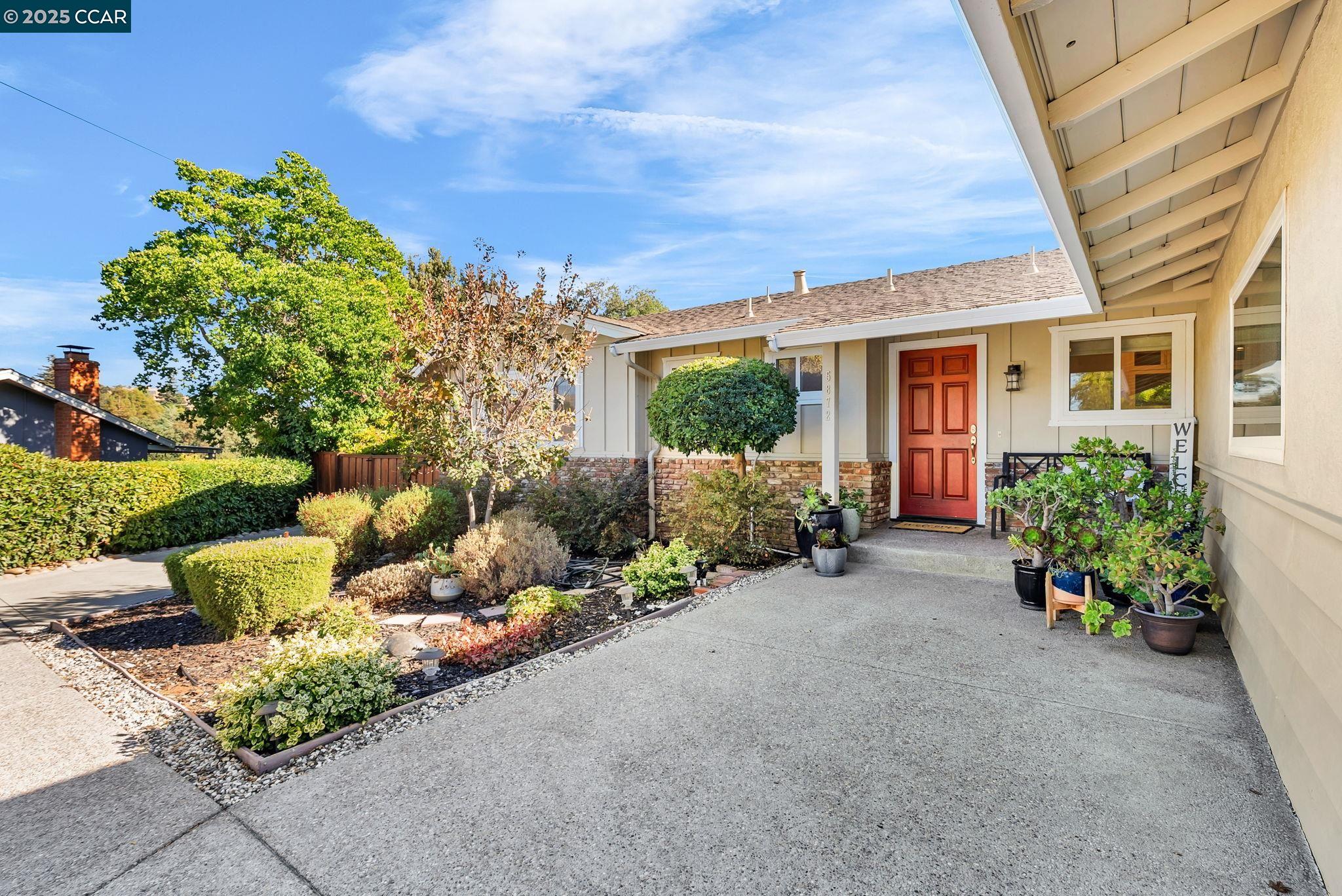 5872 Herriman Dr