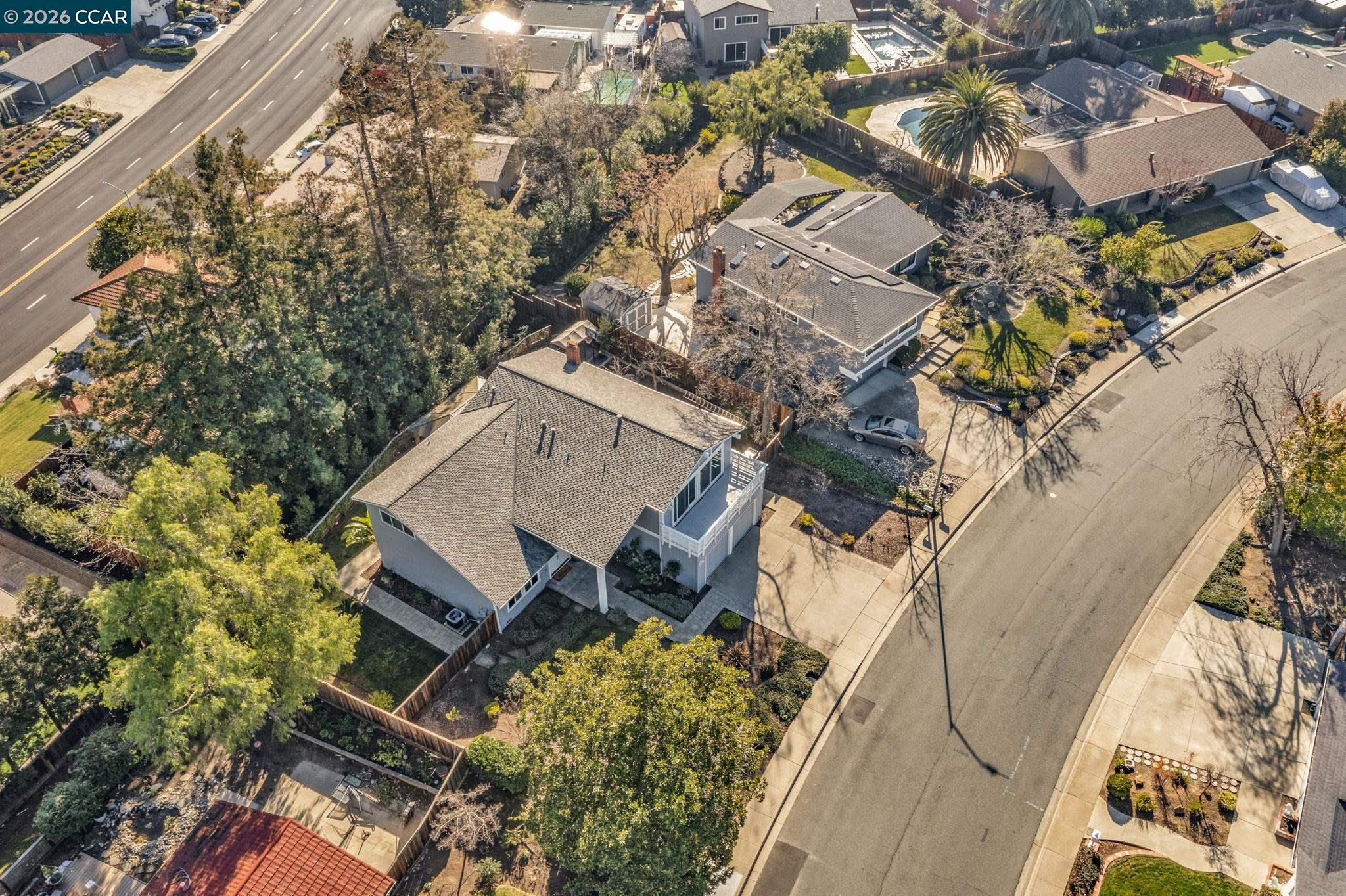 327 Mt Washington Way