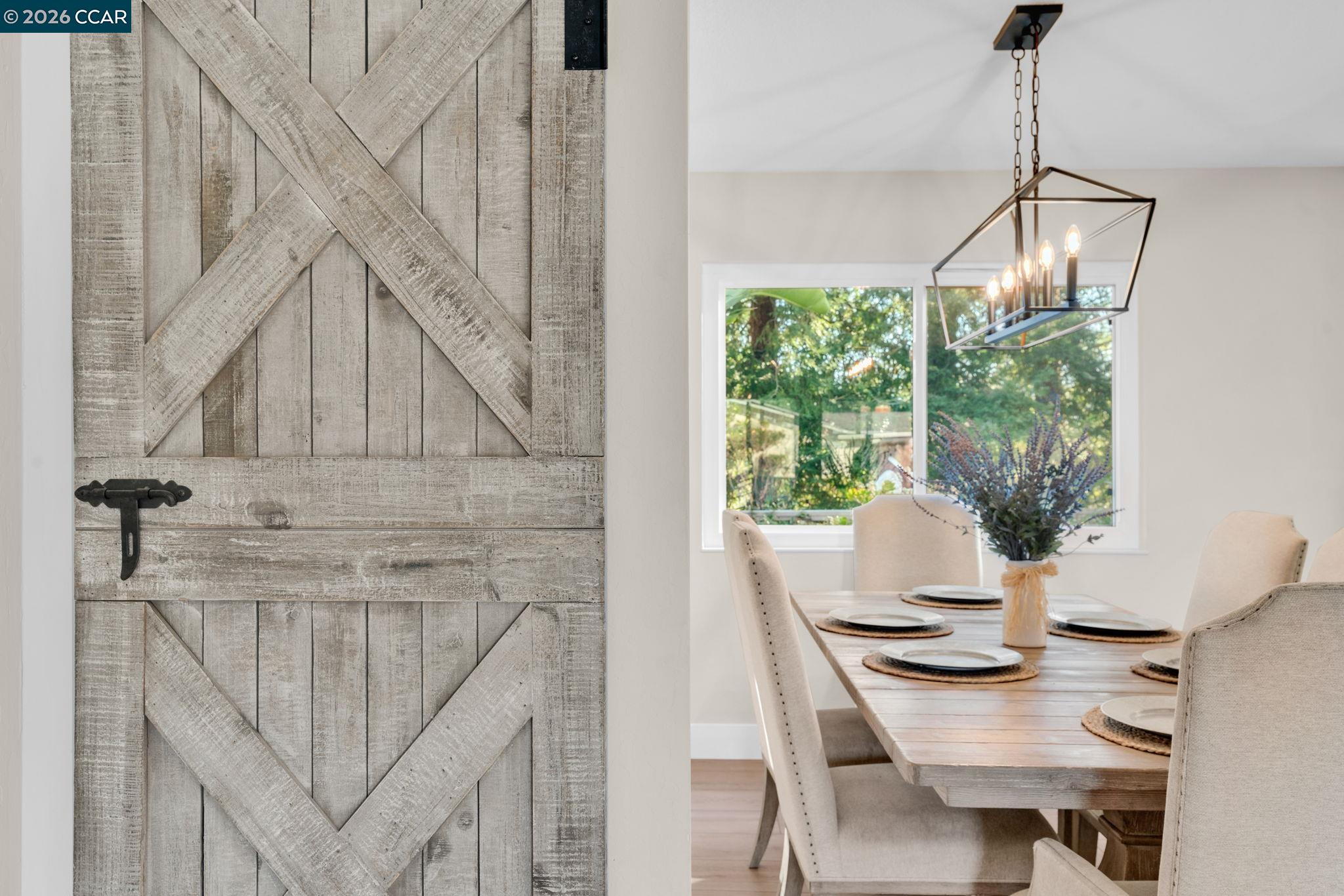 327 Mt Washington Way