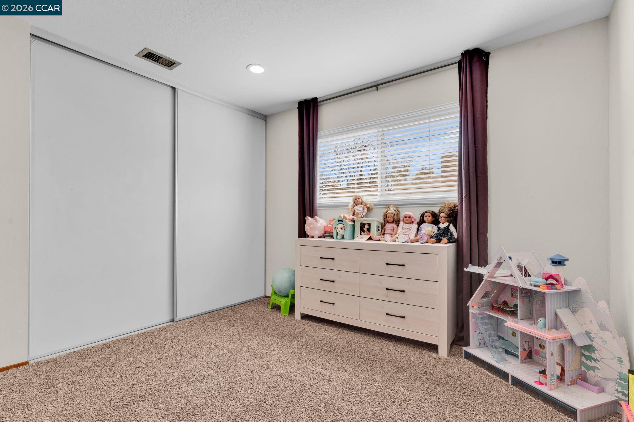 327 Mt Washington Way