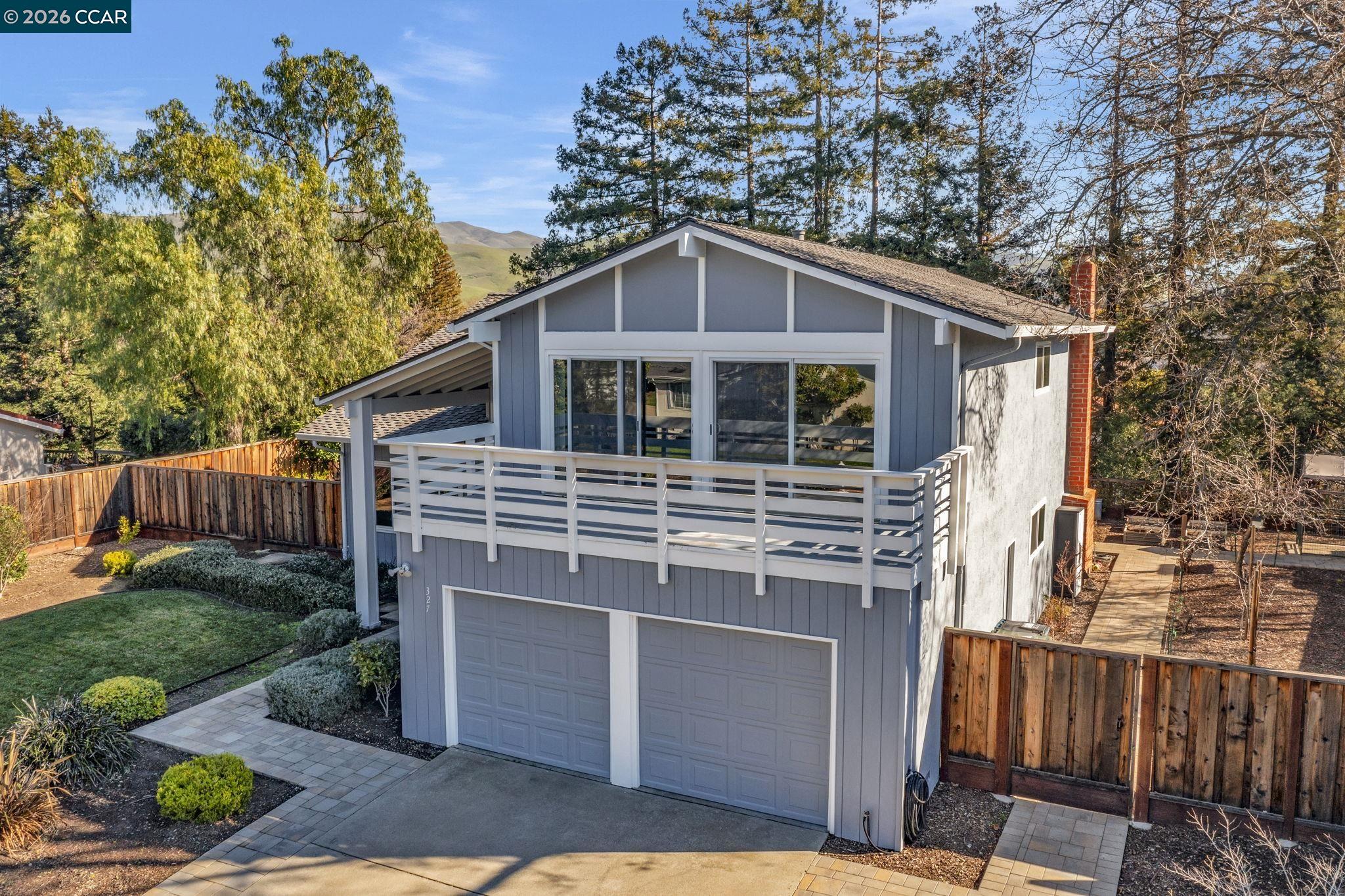 327 Mt Washington Way